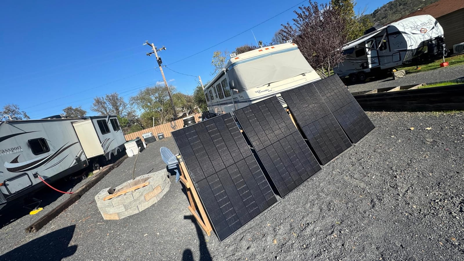 AFERIY 3840Wh Portable Power Station, Expandable Solar Generator to 11520Wh | 3600W(Peak 7200W), LiFePO4 Battery, 120V AC Outlets x 5, 2.5H Fast Charge for Home, Outdoor Camping, Power Outage, RV, Emergencies customer photo 1