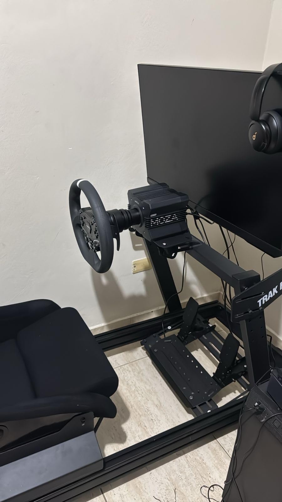 MOZA R12 V2 Direct Drive Sim Racing Wheelbase 12Nm Force Feedback Base customer photo 1