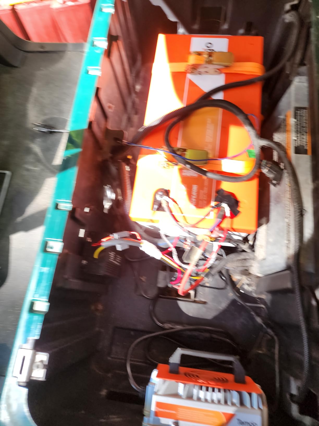 TEMGO 48V (51.2V) 100Ah LiFePO4 Lithium Golf Cart Battery customer photo 1