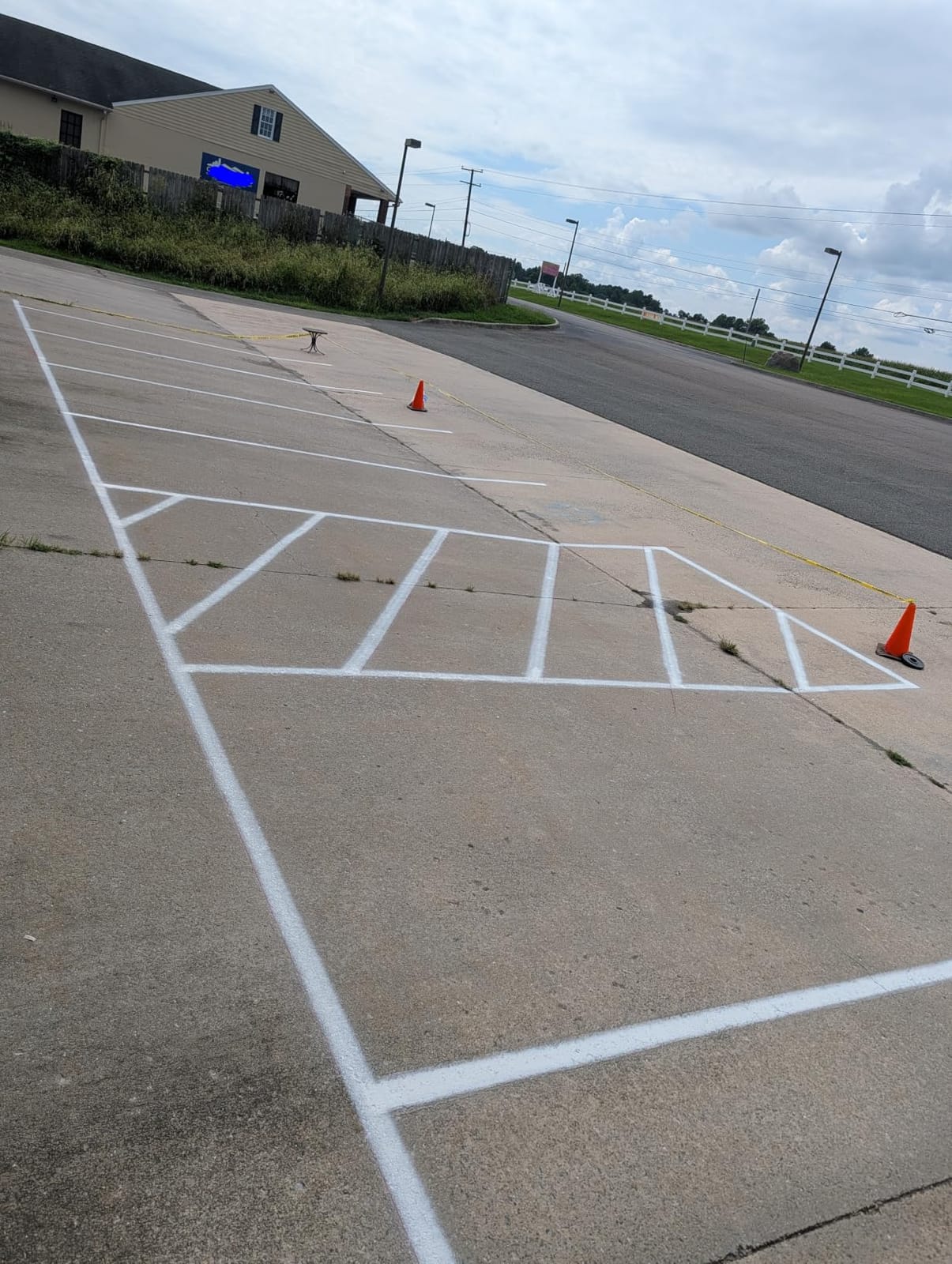 CAROD Striping Line Marking Machine, Parking Lot Striping Machine, Compatible with Professional Inverted Striping Spray Paint, Line Striper Machine for Fast and Accurate Marking, Yellow customer photo 1