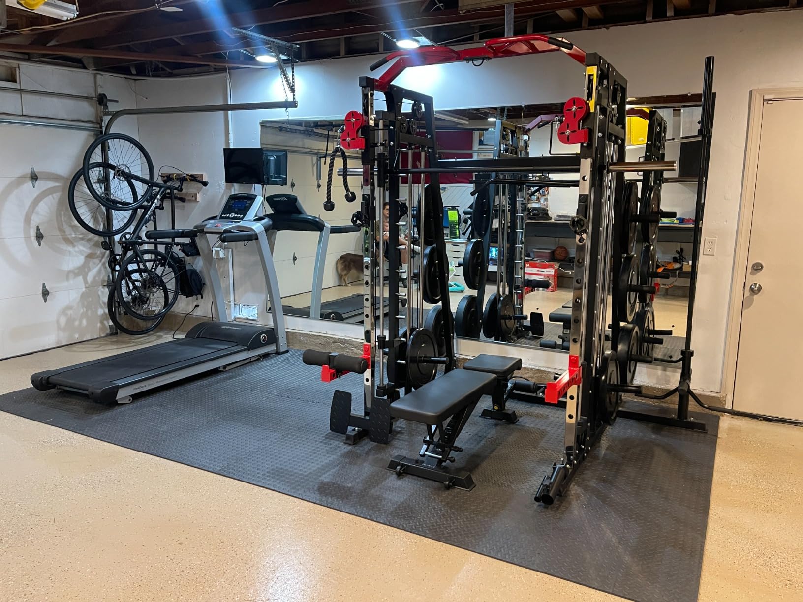 Mikolo M4 2.0 Smith Machine, 2200lbs Squat Rack with LAT-Pull Down System & Cable Crossover Machine, Training Equipment with Leg Hold-Down Attachment customer photo 2