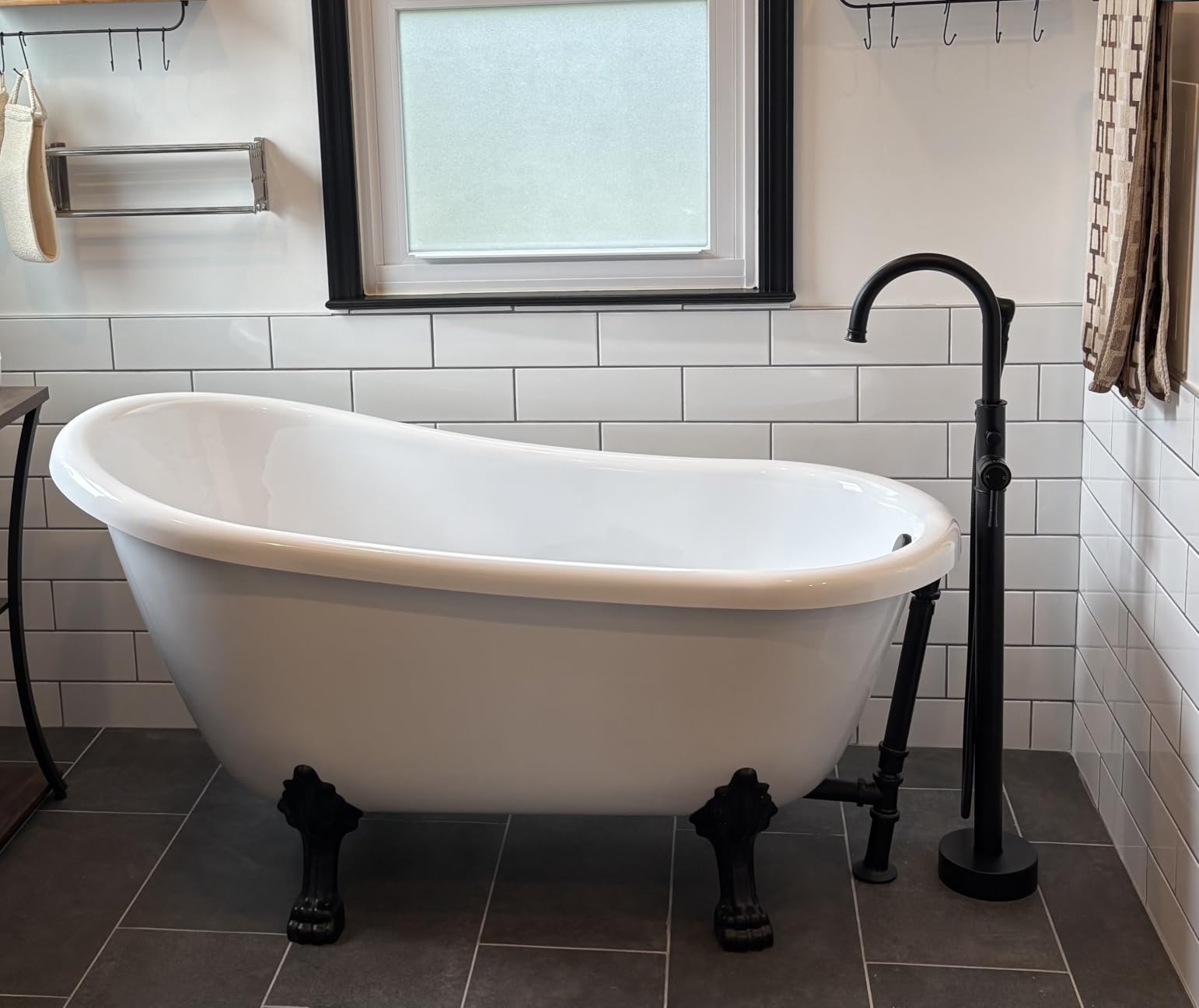 Free Standing Tub Faucet, Wintap Classic Freestanding Bathtub Faucet with Sprayer Brass Elegant Floor Mount Bath Faucets High Flow Roman Tub Filler, Matte Black (WT-3311BK) customer photo 2