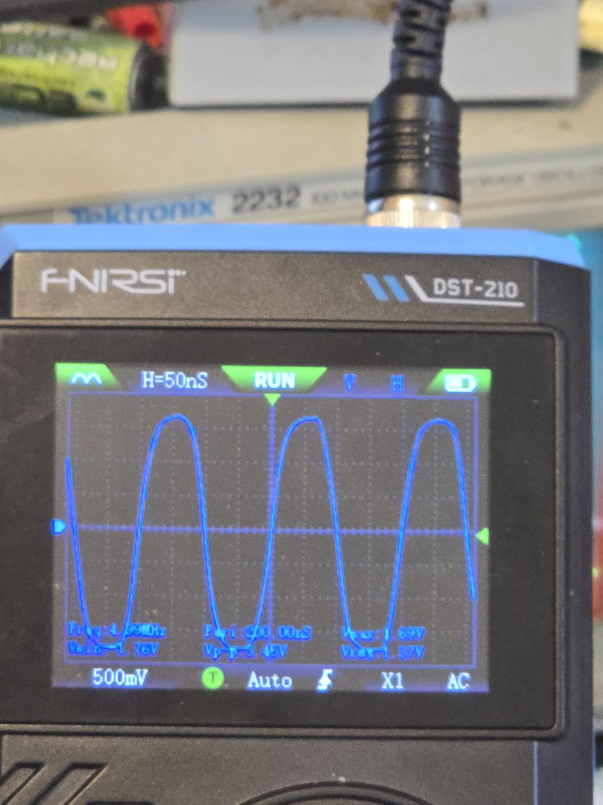 FNIRSI DST-210 3-in-1 10MHz Handheld Oscilloscope Multimeter DDS Generator customer photo 1