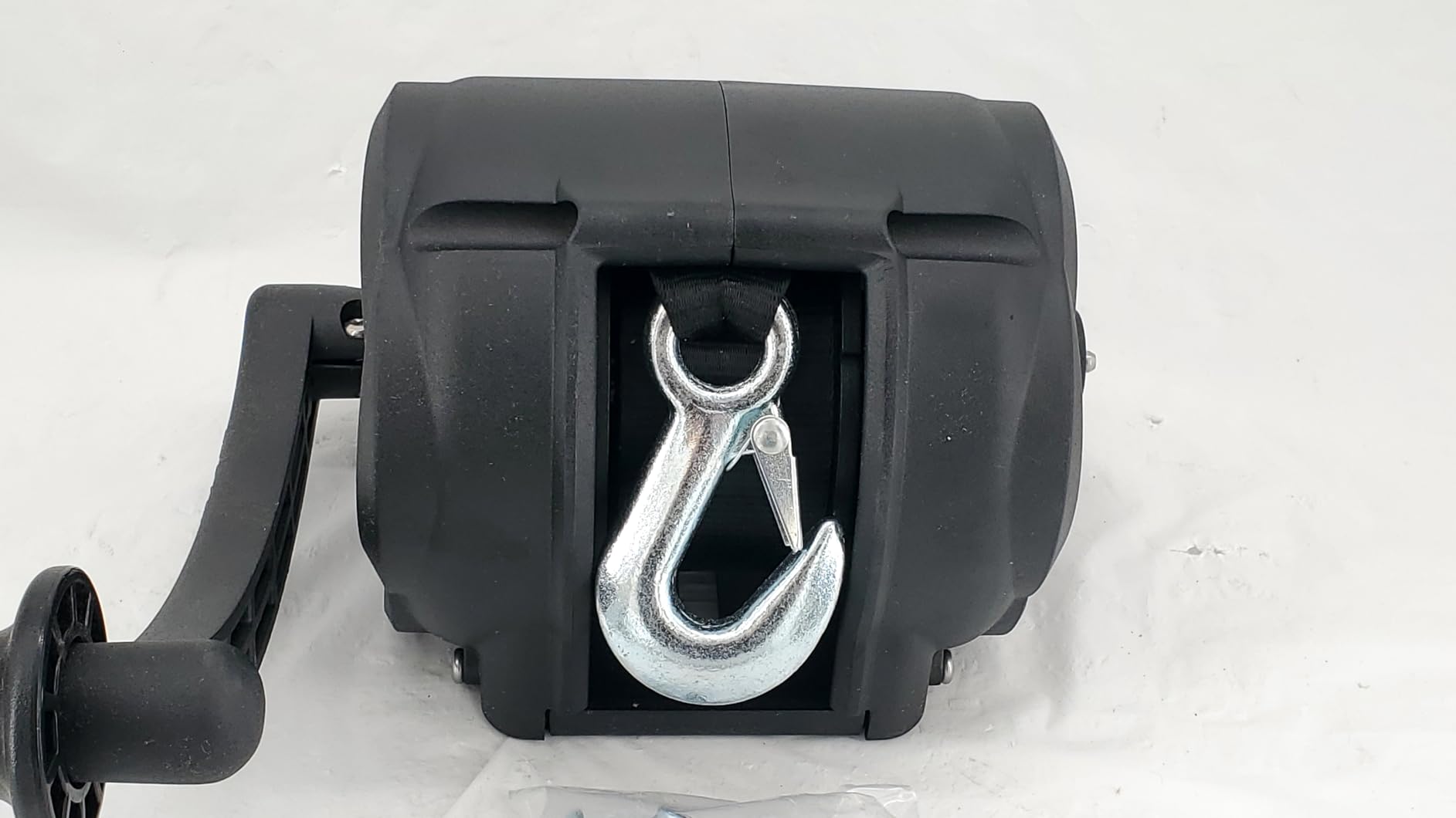 Powerwinch Premier Series 2000 Manual Trailer Winch for Boat Trailers, 2000 lb Capacity, Fully Assembled, Die Cast Aluminum Housing, 20' Strap, Easiest Operation on The Market, 4.75:1 Gear Ratio. customer photo 2