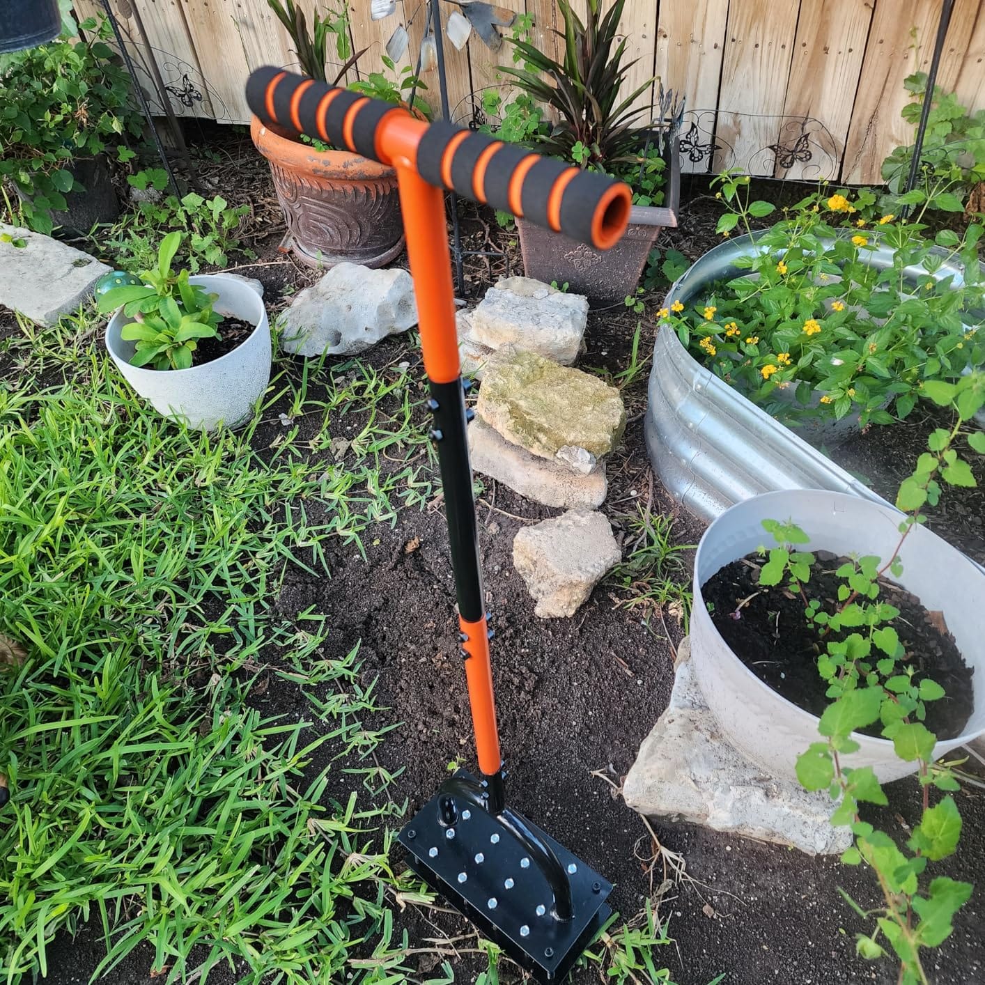 Bluesea Lawn Aerator with 16 Iron Spikes & Ergonomic T-Handle, Orange customer photo 1