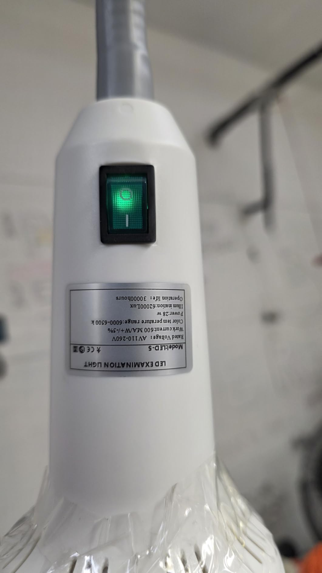 28W LED Surgical Light Medical Exam Lamp 360° Adjustable Retractable & Stainless Steel Base, Mobile Dental-Oral/Gynaecology Cold Light Exam for ENT, Surgery, Clinical Examinations customer photo 2