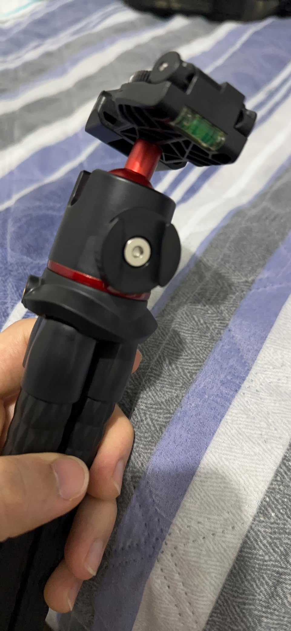 ULANZI JJ06 GlideGo Carbon Fiber Video Tripod, 73.6in, 11lb Load customer photo 2
