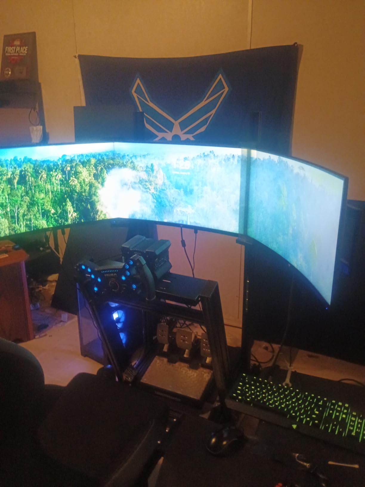 Marada Aluminum Profile 8040 Cockpit Triple Monitor Stand for Sim Racing customer photo 2