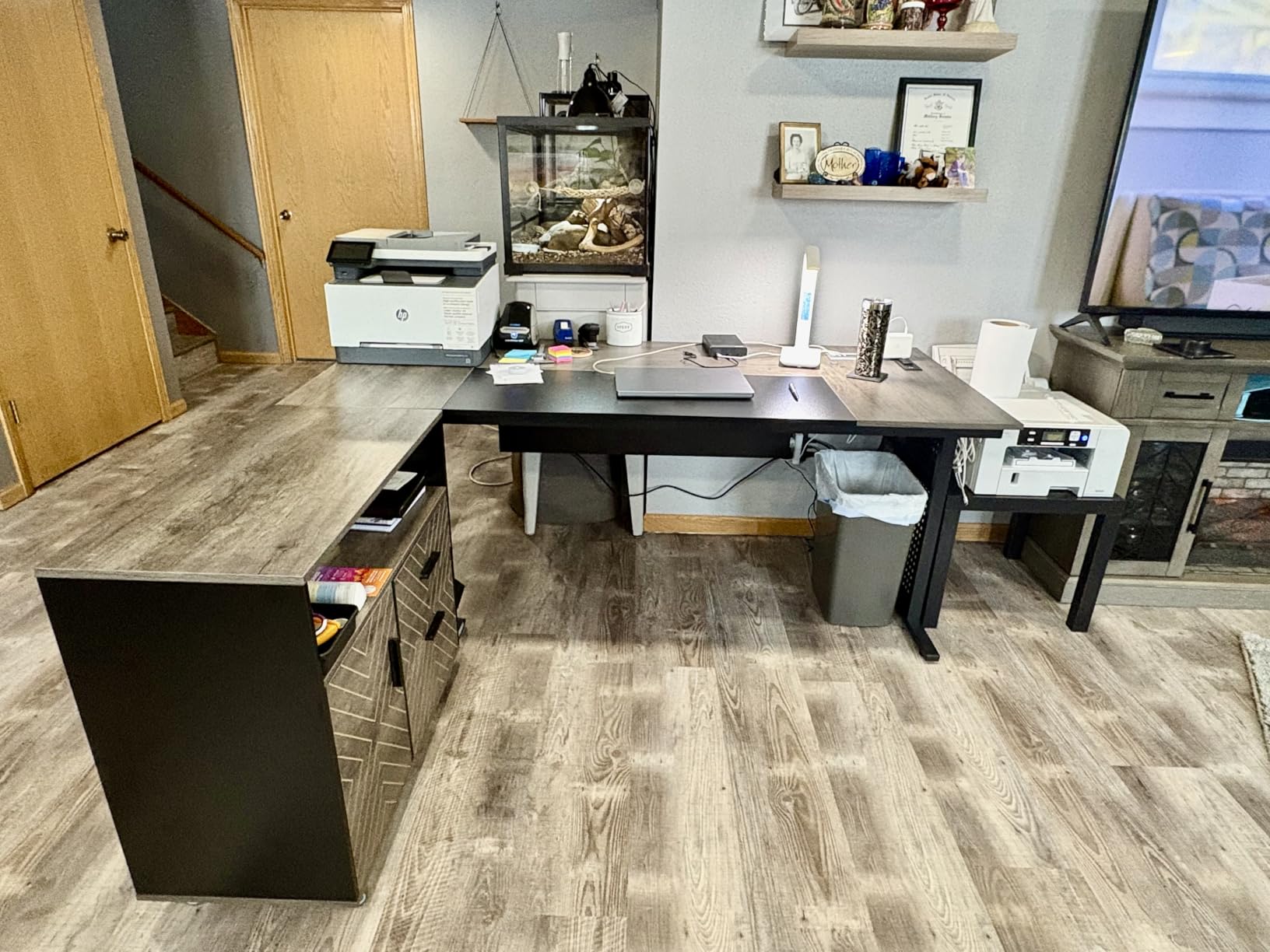 SEDETA 71-Inch Executive Desk with Rolling File Cabinet, Large Office Desk with Drawers, L Shaped Computer Desk with Power Outlets, CPU Stand, Pegboard and Storage Shelves, Brown customer photo 2