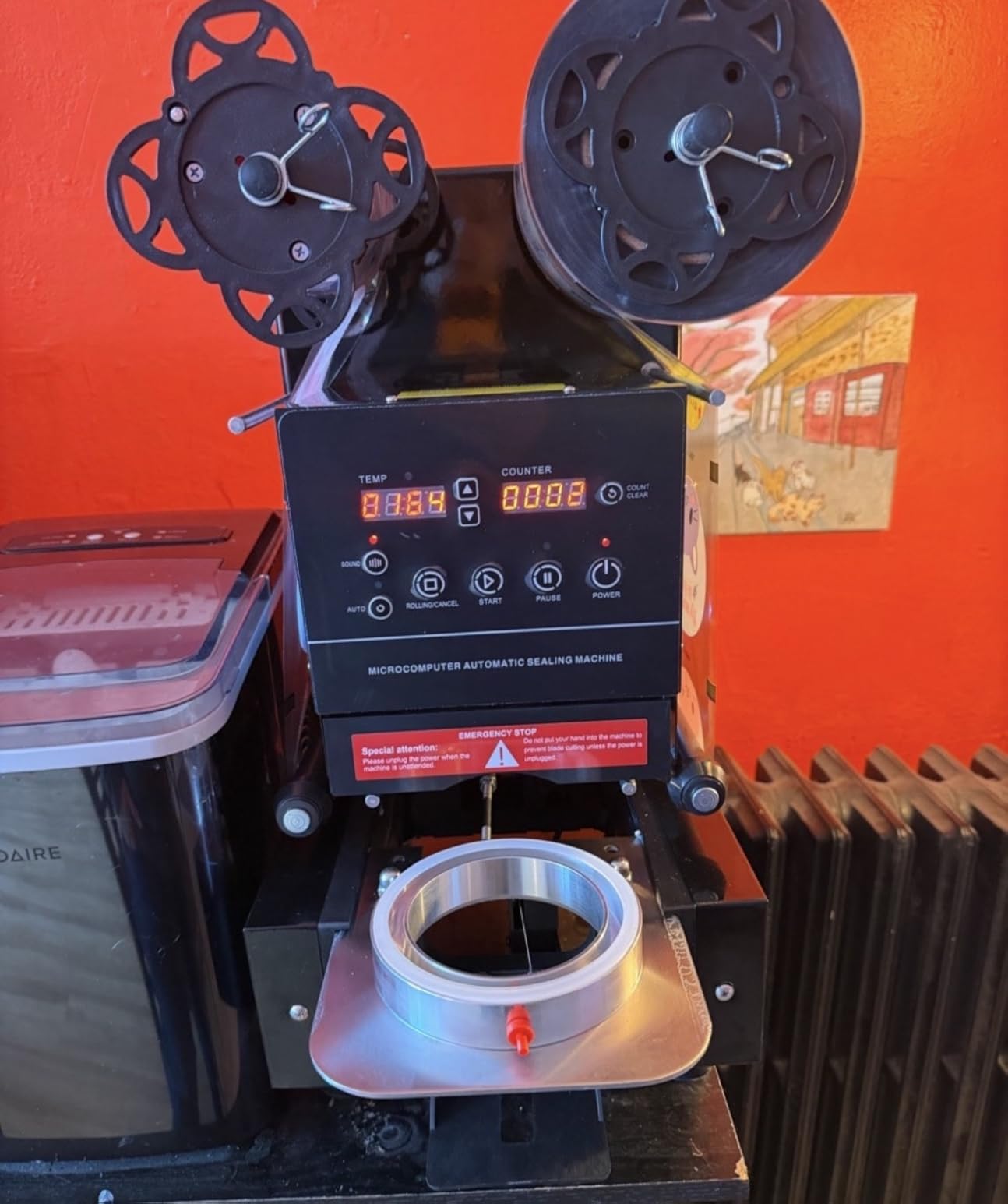 Automatic Cup Sealing Machine, 500-600 Cups/H customer photo 1