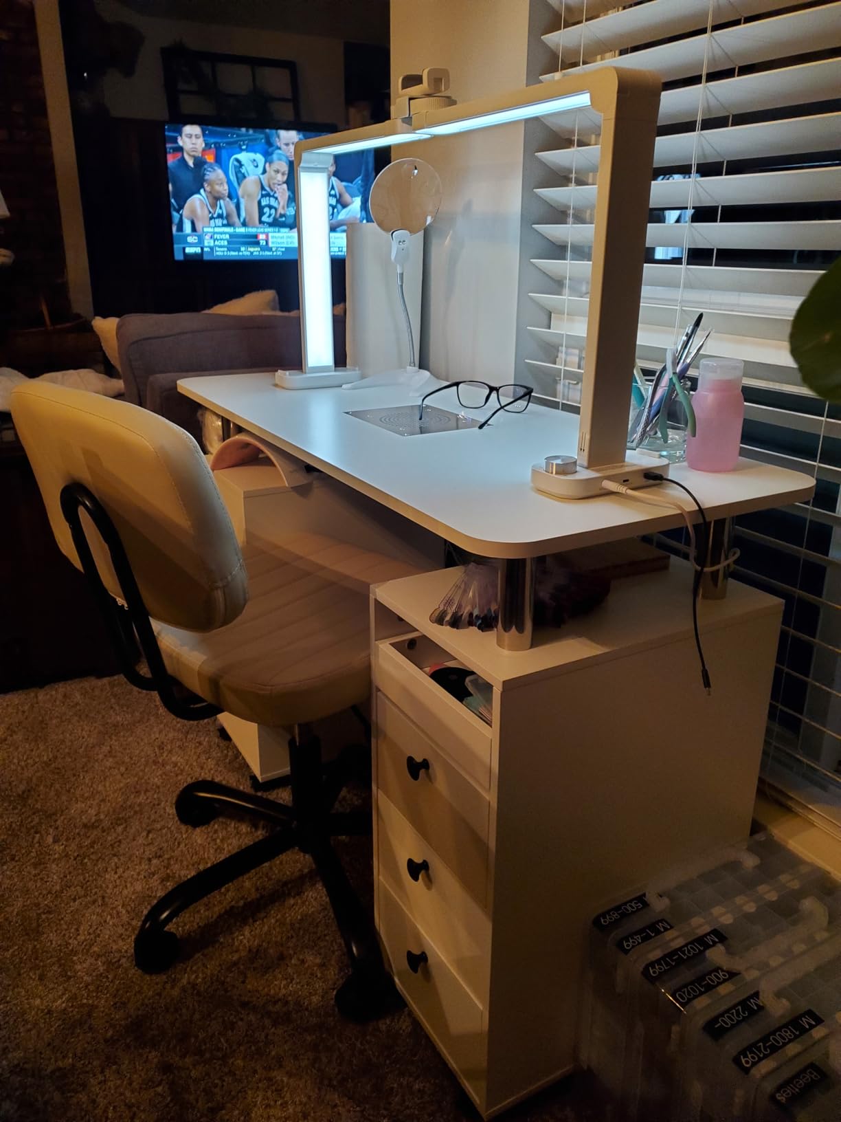 Nail Desk for Nail Tech w/Electric Dust Collector, Rolling Manicure Table w/Lockable Wheels, Storage Drawers, Wrist Cushion, Acetone Resistant, for Nail Beauty Salon Workstation (White) customer photo 2