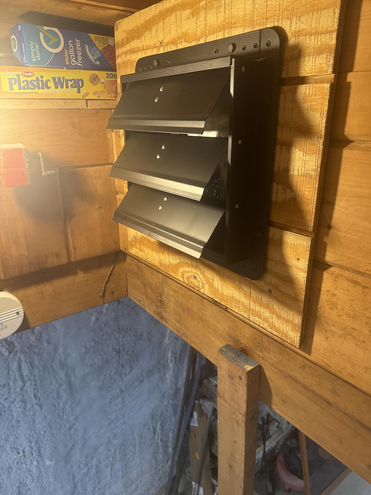 VEVOR 24'' Exhaust Fan, Wall Mounted Attic Fan with Variable Speed controller, 4800 CFM, Automatic Shutter, Ventilation and Cooling, Black customer photo 2