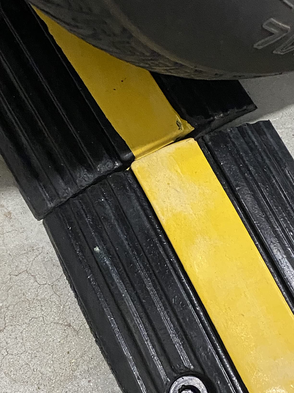 VEVOR 40 in Rubber Speed Bump, 2 Pack, 2 Channel Heavy Duty Traffic Speed Hump, 22000 lbs/Axle Load Capacity, Cable Protector Ramp with Expansion Screws, for Asphalt Concrete Gravel Driveway and Road customer photo 1