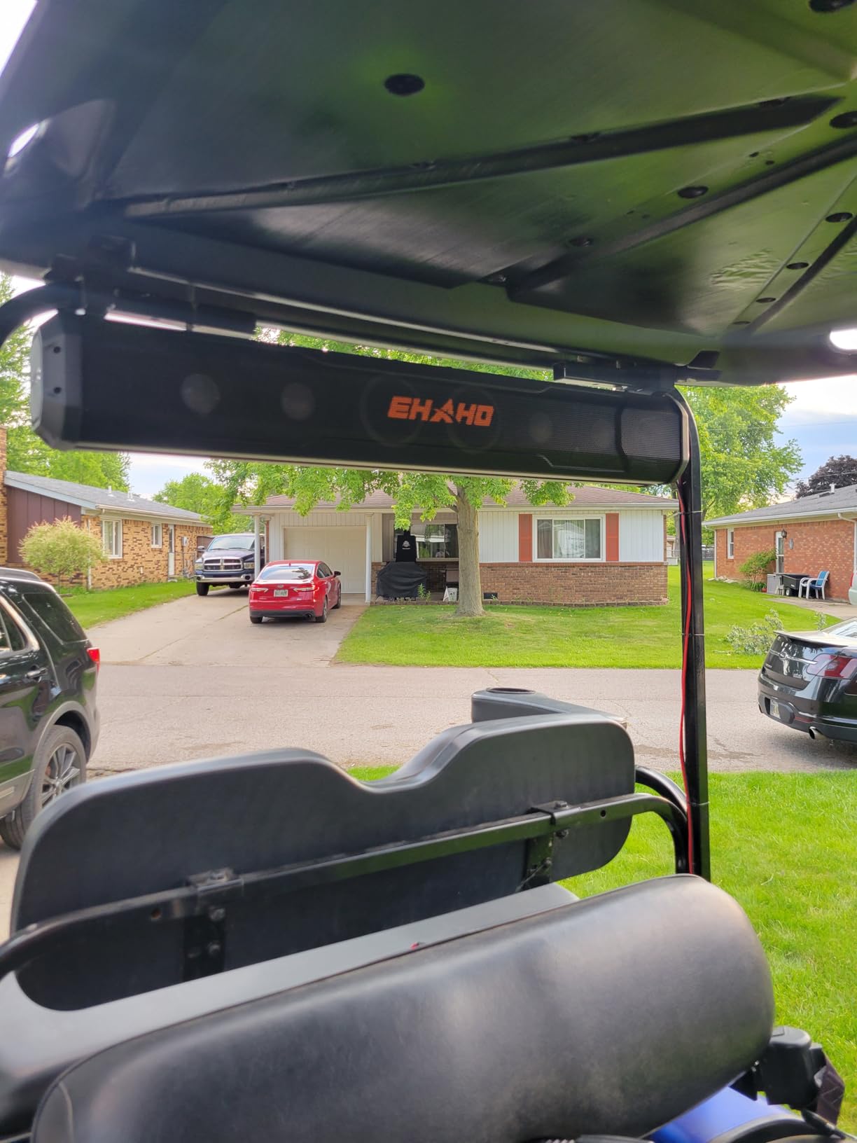 Ehaho 26'' UTV Sound Bar, Golf Cart Speaker Bluetooth with RGB Party Lights | 6-Speaker SXS SoundBar, IP66 Waterproof ATV Speaker System with EQ, Party Mode, RF Remote, AUX for Polaris RZR CFmoto Can-Am customer photo 1
