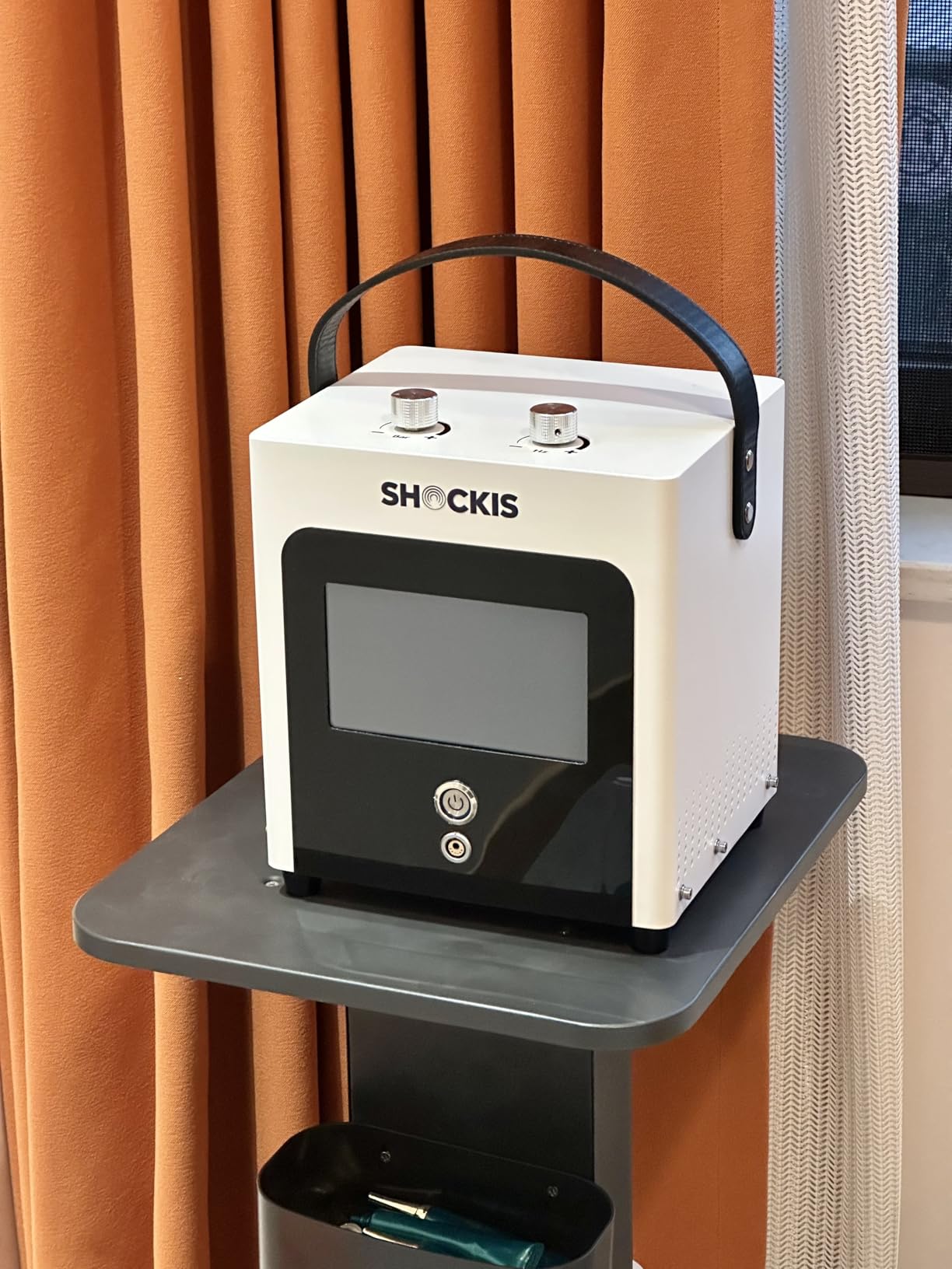 Portable Shockwave Therapy Machine FSA/HSA ESTW Machine Pain Relief Device customer photo 2