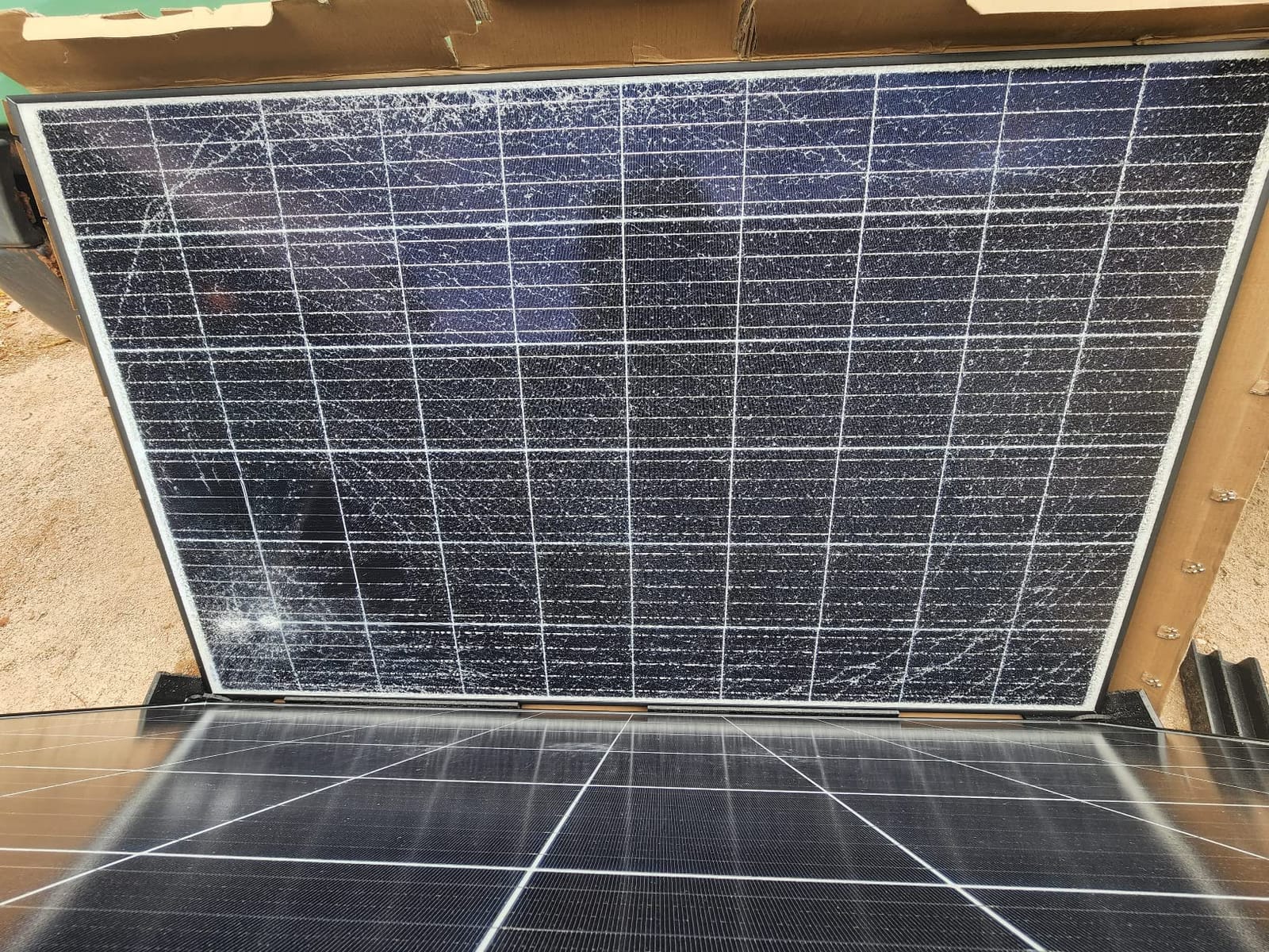Renogy Solar Panels 1920 Watt N-Type 18BB, 25% High-Efficiency | 6PCS 320W Solar Panels for Homes Rooftops Farms Yards Sheds Off-Grid Systems, Efficient Power in Less Space, IP68 customer photo 1
