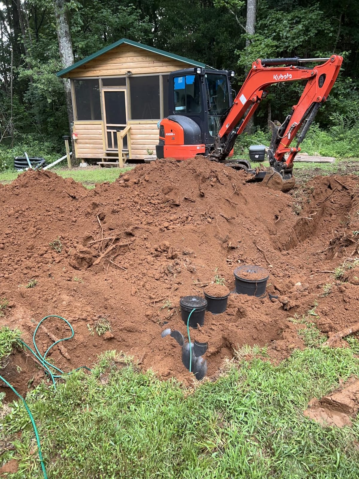 Large 274-Gallon Underground Septic Tank, Corrosion-Resistant PP Septic Tank System, Equipped with a Standpipe and Observation Hole Cover, Dimensions are 68.3x38.8x36.2 Inches, Suitable for 3-5 People customer photo 1