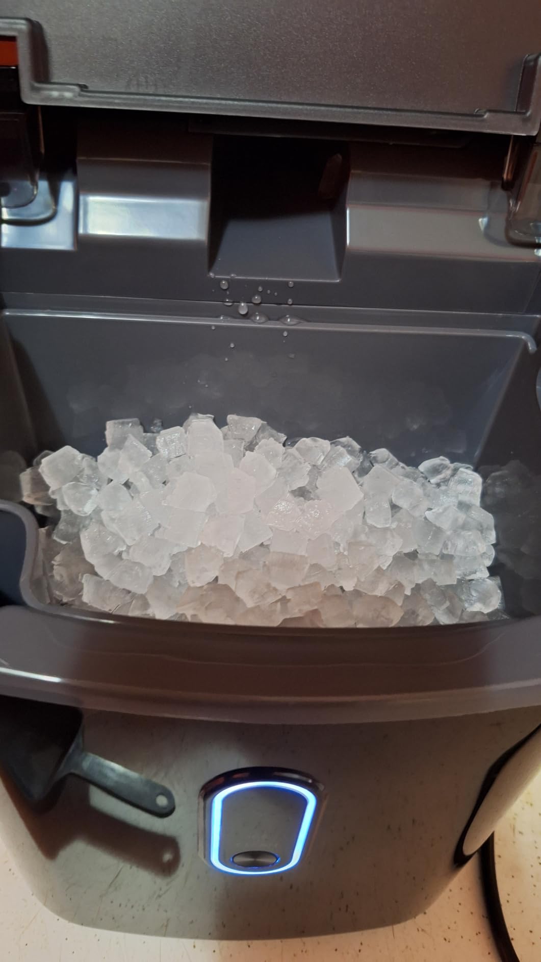 Silonn Nugget Ice Maker Countertop, Pebble Ice Makers with Crushed Soft Chewable Ice, 33lbs Per Day with Scoop, Pellet Portable Ice Machines with Auto-Cleaning for Home, Kitchen, Office, Black customer photo 1