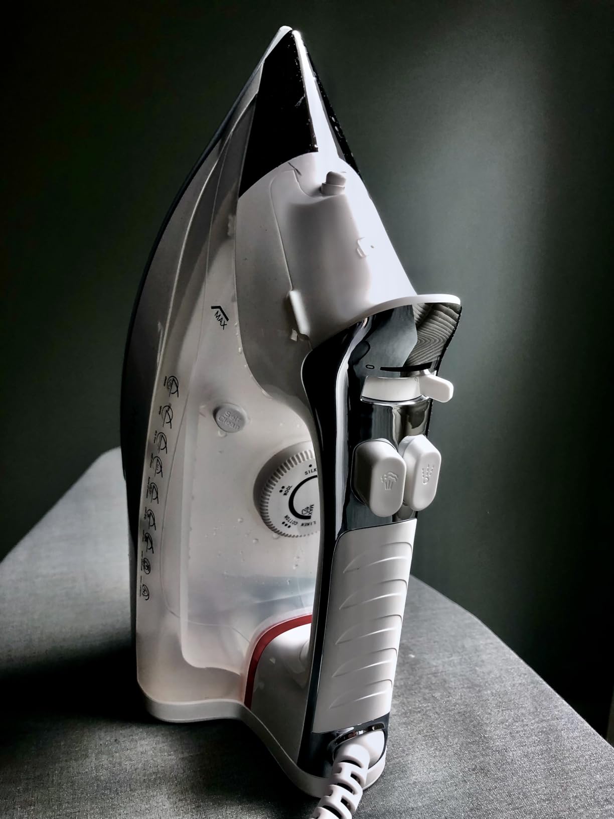 Martisan Steam Generator Iron for Clothes, LED Steam Station, 1800W Power, 8 Bar Max Pressure, 1.9L Water Tank, 550g/min Steam Burst, Auto Off, Ceramic Soleplate, Fast Wrinkle Removal, Purple customer photo 1