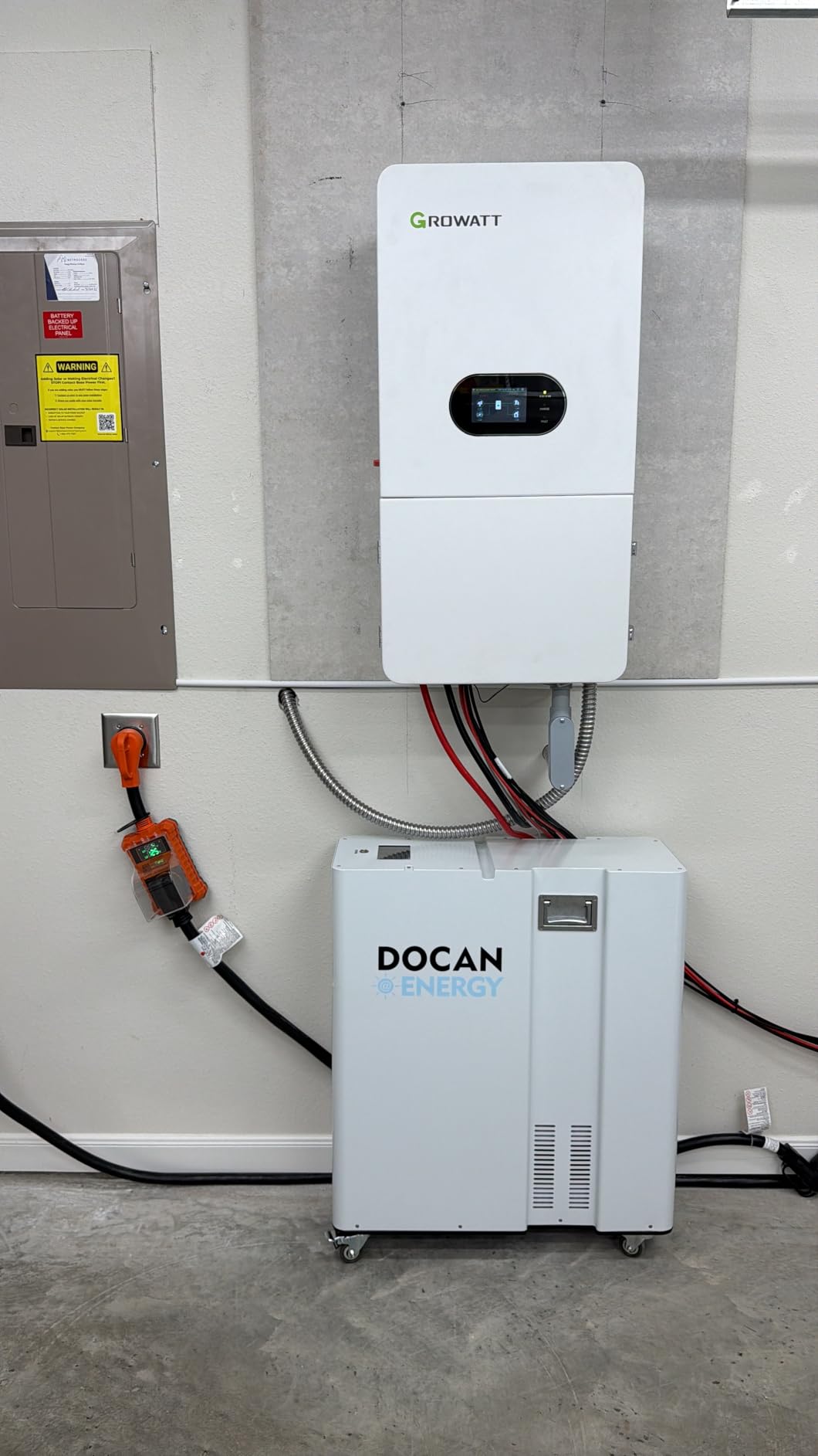 GROWATT 10000W Hybrid Solar Inverter 48V Split-Phase 120V/240V | Pure Sine Wave 3 MPPT Solar Controllers 200A Battery Charging 48V Li/Lead Acid Compatible, UL1741 Off-Grid On-Grid Home Use customer photo 2