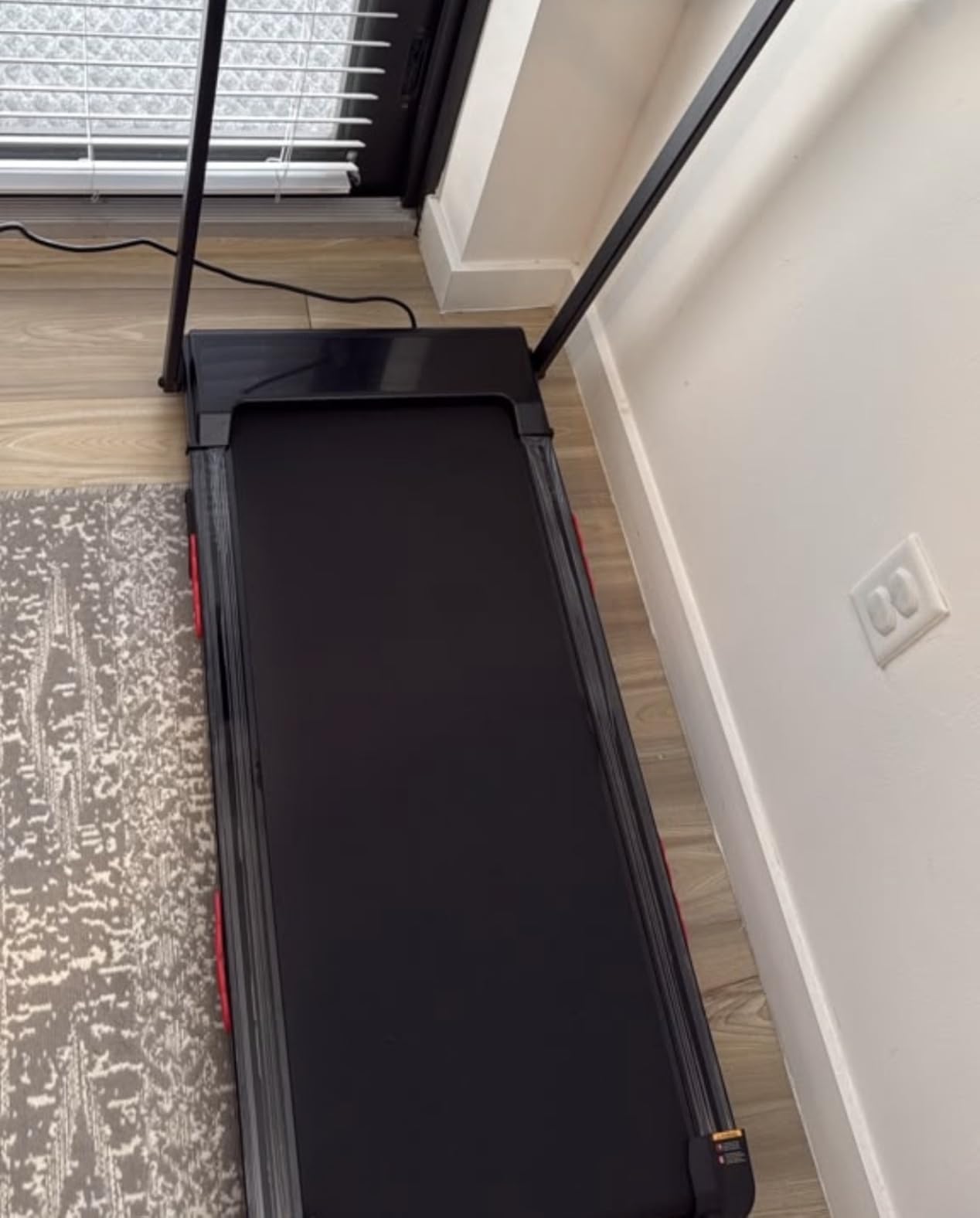 KASSADIN Walking Pad with Handle Bar, 2026 Upgrade Portable Small Treadmill with Handles for Home Small, 3.0HP Under Desk Walking Pad Treadmill with Incline, 0.6-7.6MPH, 350LBS customer photo 2