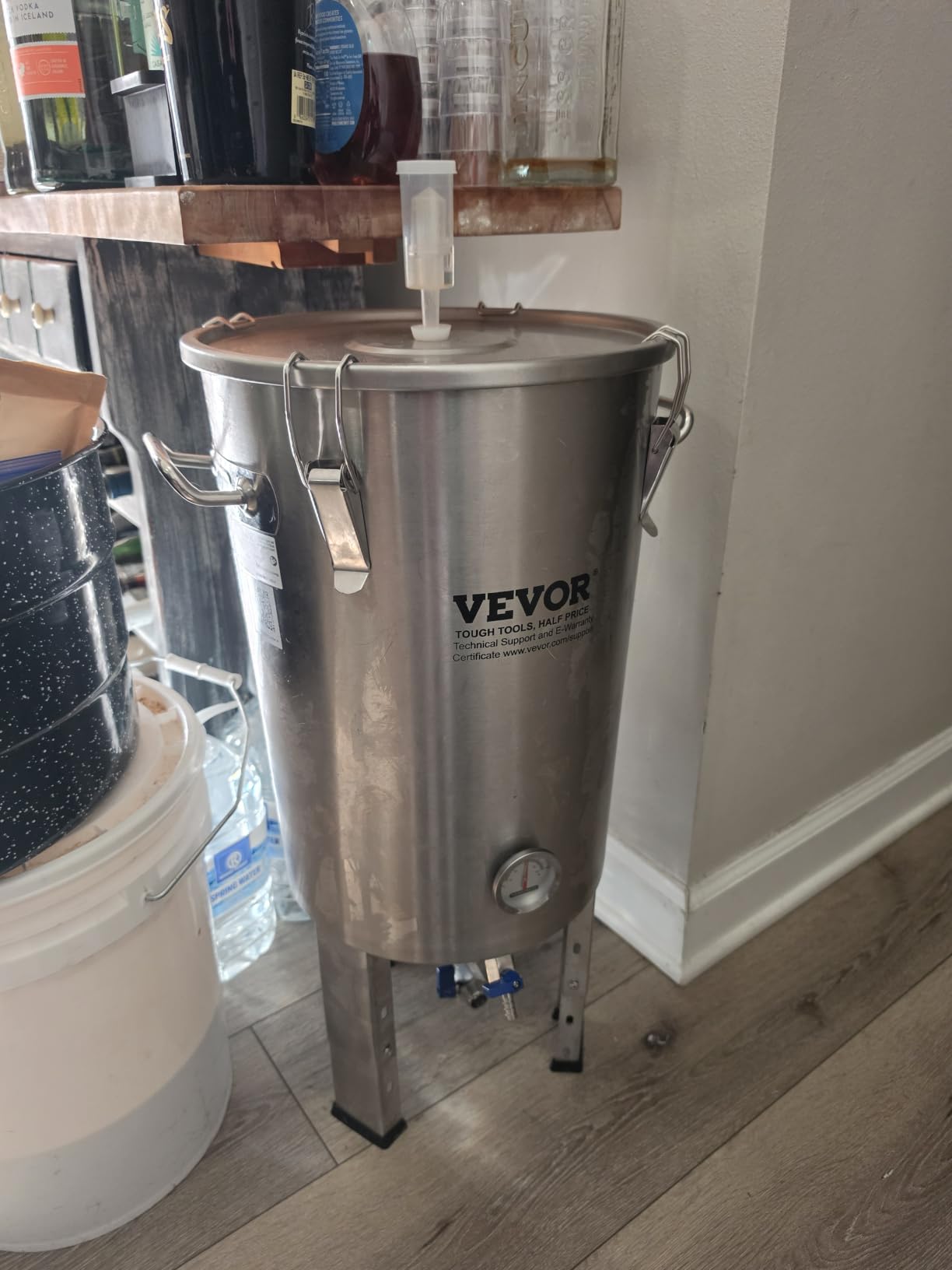 VEVOR Pressure Fermenter 15 PSI, 16 Gal/60L All-in-One Stainless Steel Conical Secondary Fermentation Bucket, with Cooling Tube, Yeast Slurry Collection Bottle, for Wine, Beer Brewing Equipment customer photo 2