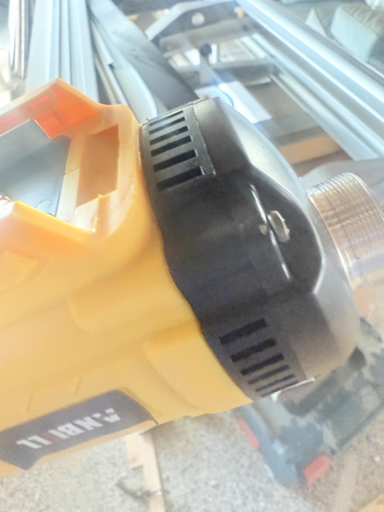 ANBULL Cordless Concrete Vibrating Tool with 2x3000mAh Batteries 1300W | 6.6FT Shaft, Compatible with Makita 18V Battery, Removing Air Bubbles for Patio, Foundation & Construction Projects customer photo 1
