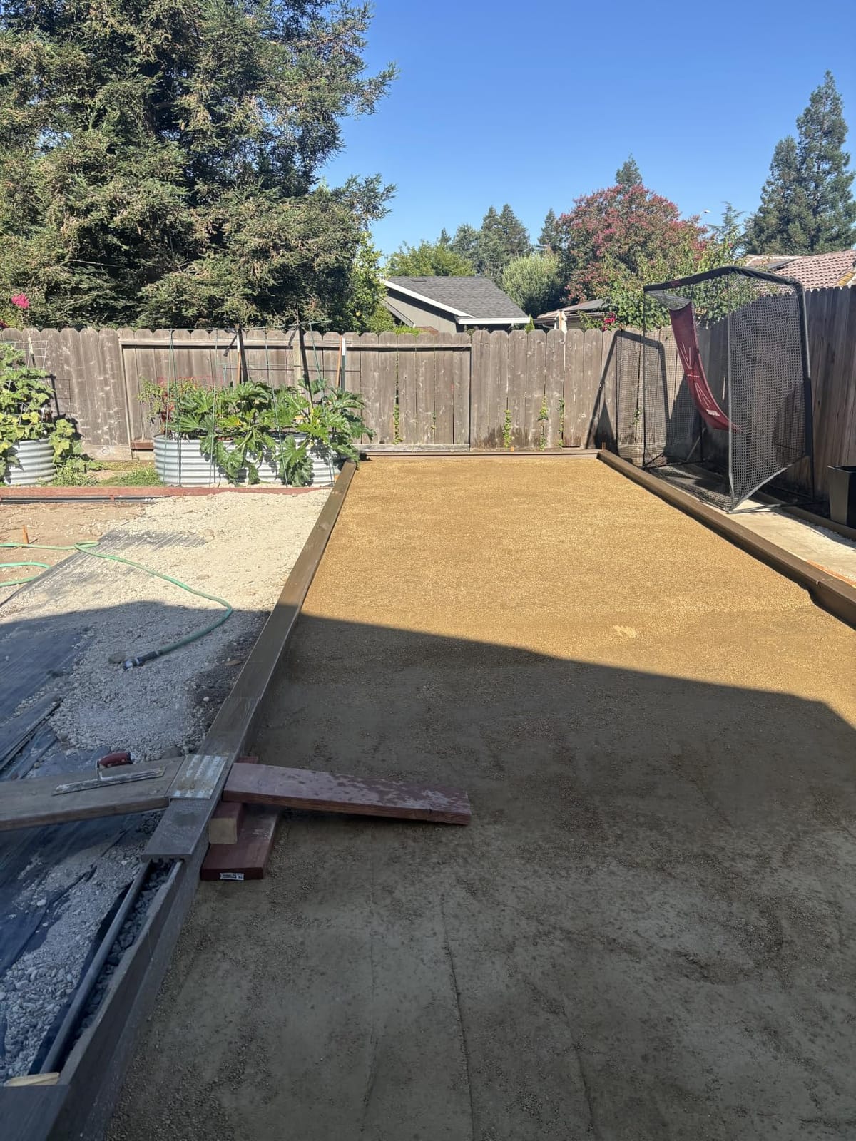 VEVOR Plate Compactor, 7 HP 196CC Gas Engine, 5400 VPM Vibrating Ground Rammer, 4440 lbs Compaction Force, 23 x 18 in Plate, Walk Behind Compactor for Paver Landscaping, Asphalt, Foundation, Soil customer photo 1