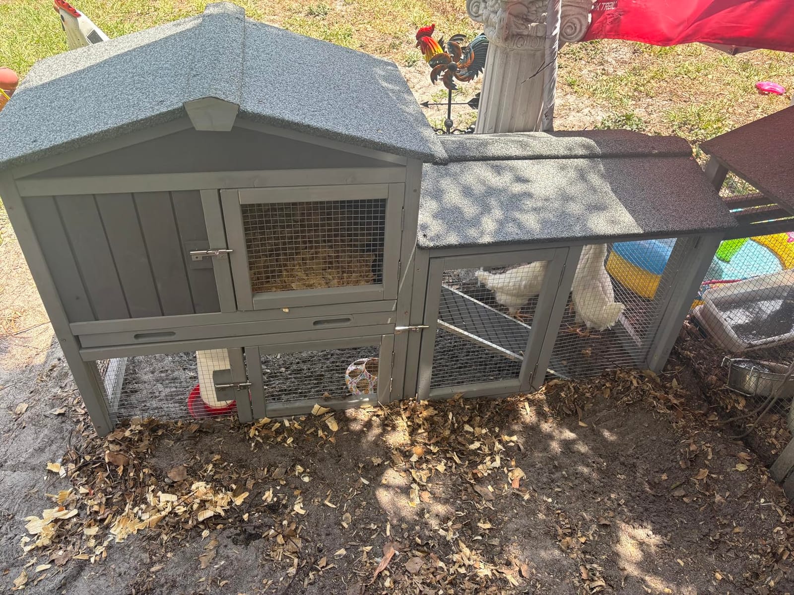 Aivituvin Chicken Coop for 2 Chickens, Outdoor Wooden Rabbit Hutch Hen House Poultry Quail Cage with Weatherproof Asphalt Roof, Leakproof Pull-Out Tray for 2 Rabbits or Small Animals customer photo 2