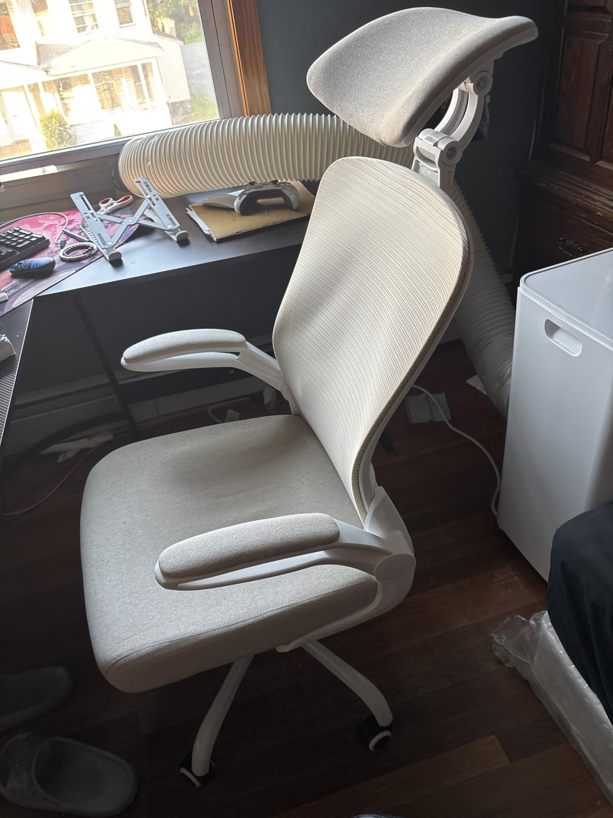 Mimoglad Office Chair, High Back Ergonomic Desk Chair with Adjustable Lumbar Support and Headrest, with flip-up Armrests for Guitar Playing, 5 Years Warranty (Modern, Dim Gray(Black Frame)) customer photo 1