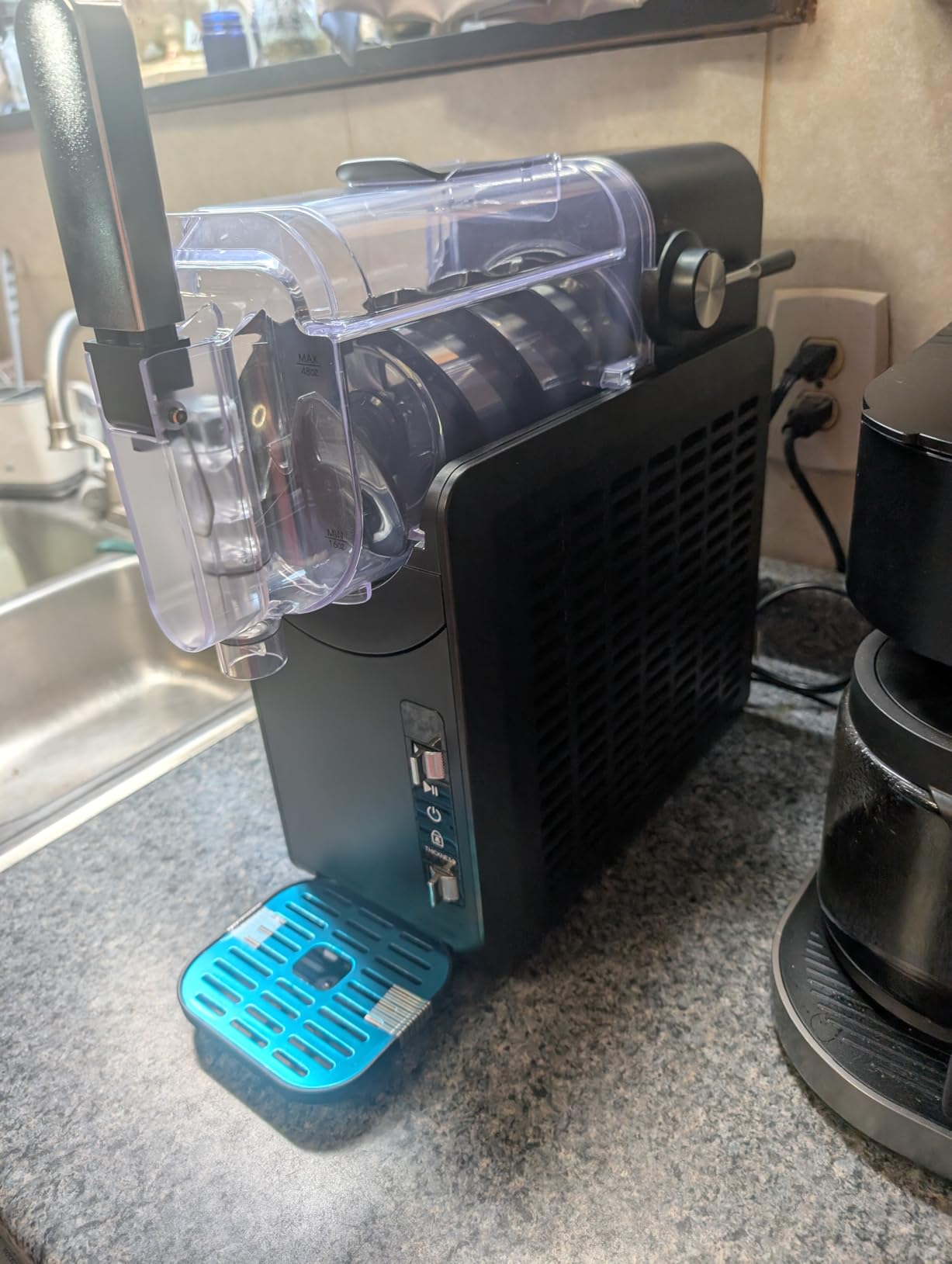 Commercial Ice Cream Machine 1400W, 20 L/H Yield Countertop Hard Serve Ice Cream Maker with 4.5L Stainless Steel Cylinder,LED Panel & Timer,One Flavors for Restaurants Snack cafes (21.13 Qt) customer photo 1