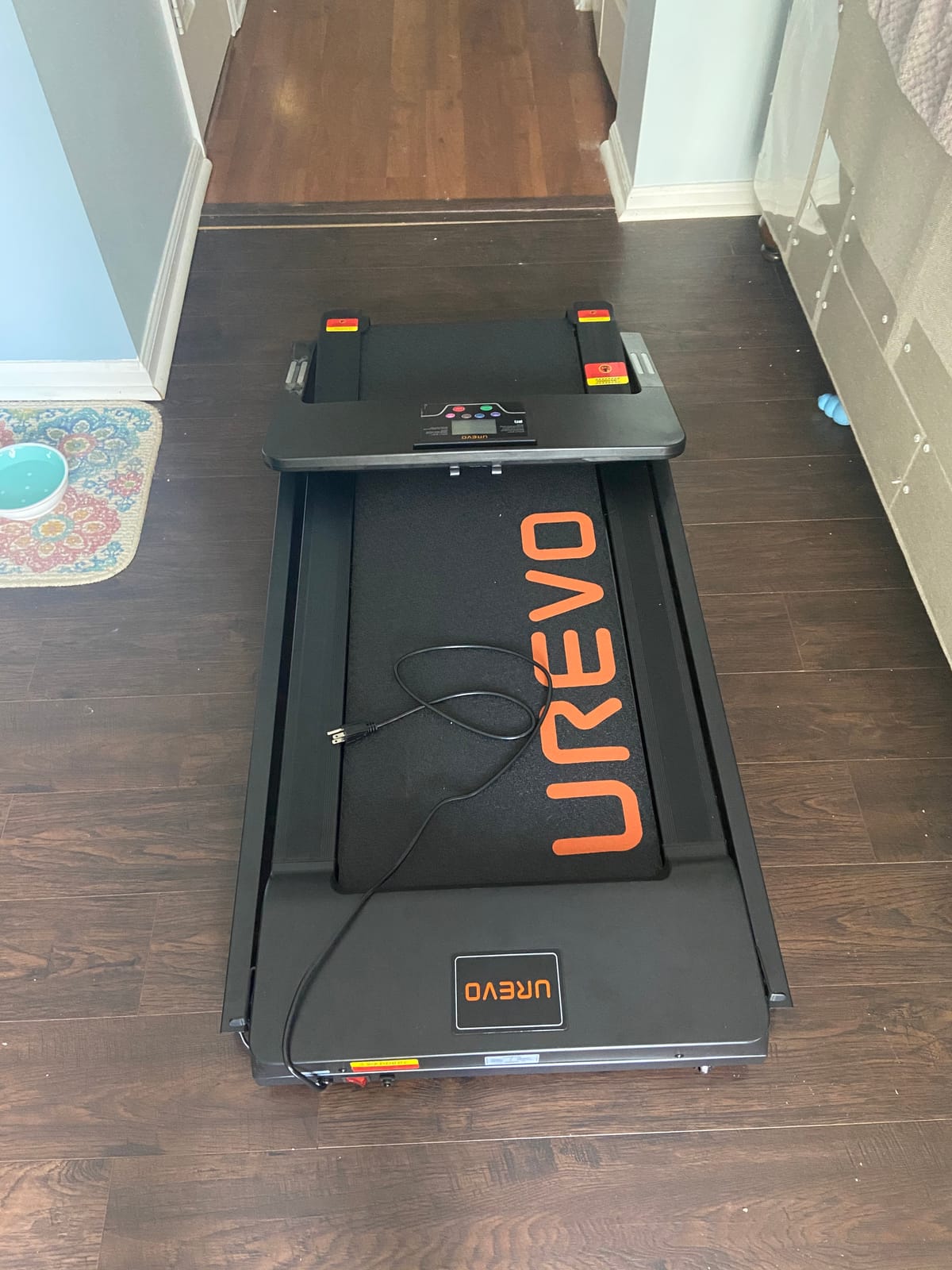 UREVO CyberPad Smart Walking Pad with 14% Auto Incline, Brushless Motorized Under Desk Treadmill for Home Office Fitness, Elegant Speed Lights, Spacious Surface, Digital Controller, AI-Powered App customer photo 2