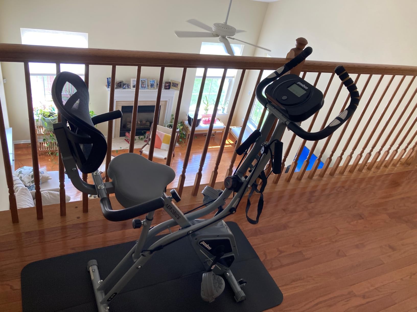 pooboo Folding Magnetic X‑Bike, Upright Exercise Bike for Home Gym customer photo 2