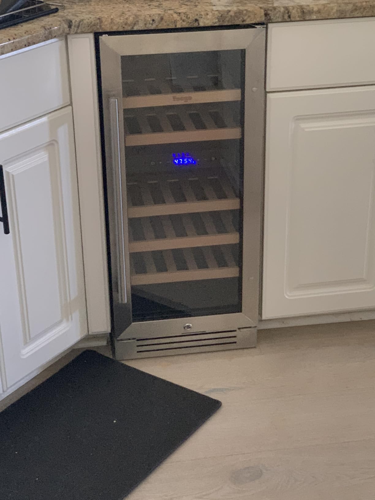 Yeego 24 Inch Wine Fridge, 52 Bottle Dual Zone Wine Cooler with Left Hinged customer photo 2