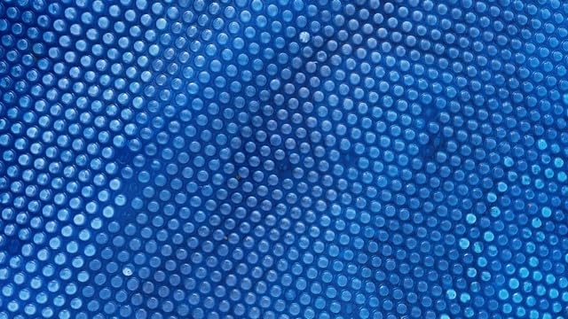 Blue Wave 16x32-ft Rectangle Solar Pool Cover 12-Mil Blue – Solar Cover for Above Ground Pool & Inground Pool, Thermal Bubble Blanket for Heat Retention & Reduced Evaporation customer photo 2