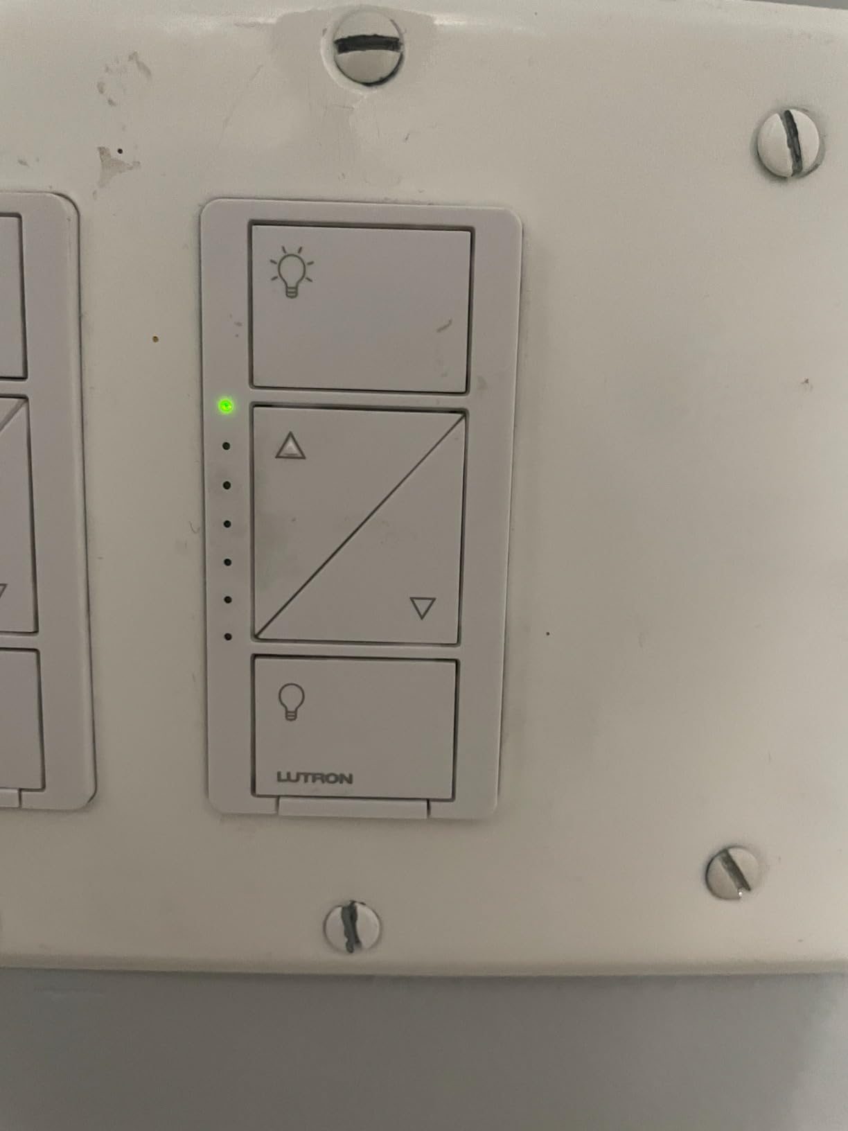 Lutron Caseta Smart Dimmer Switch (Smart Hub Required), No Neutral Required customer photo 1