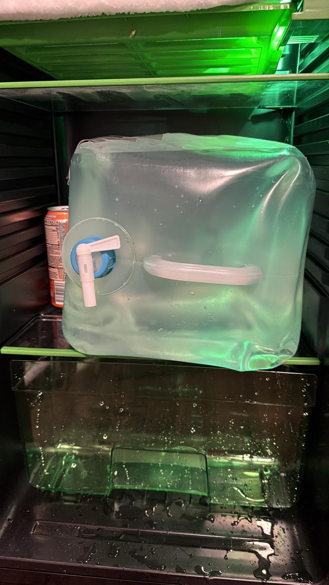 ust 5 Gal Water Carrier Cube with Collapsible, Transparent, Compact Design and BPA Free Construction for Drinking, Bathing, Camping, Hiking and Outdoor Survival customer photo 1