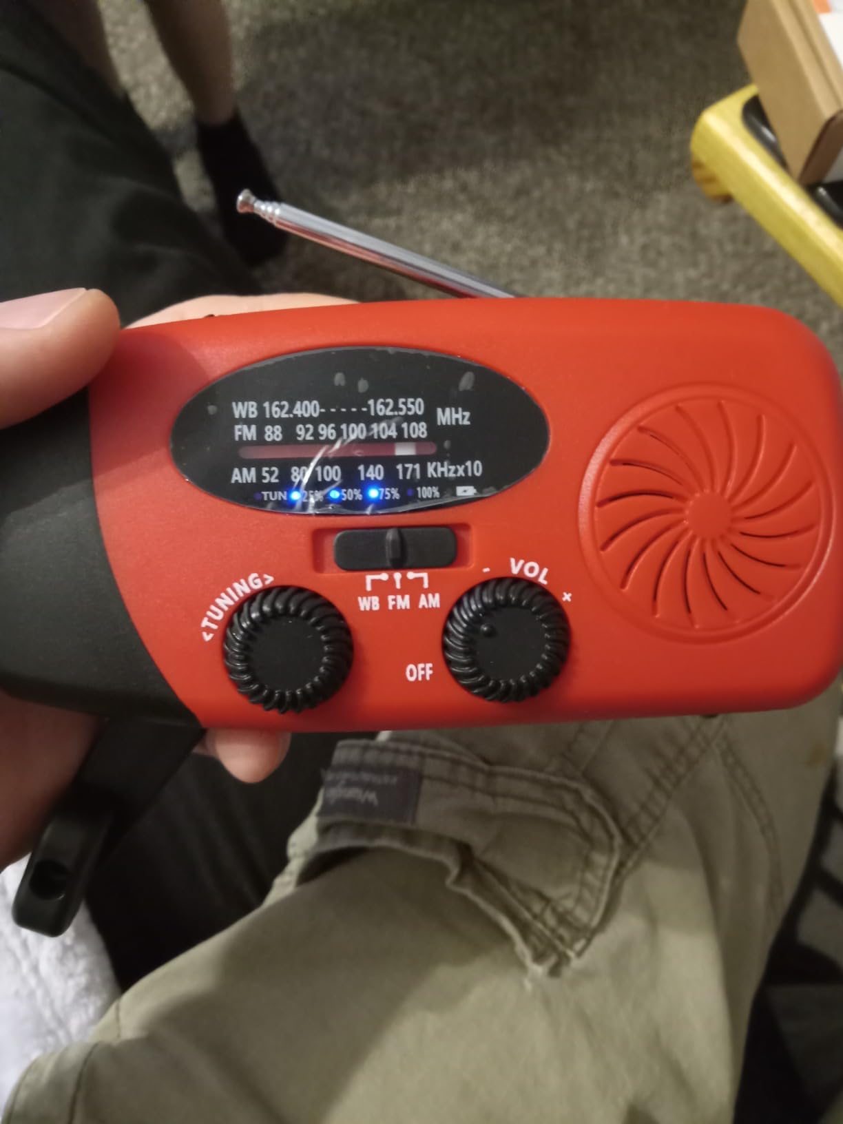iRonsnow Solar Emergency Hand Crank Weather Radio, 2000mAh NOAA AM/FM customer photo 2