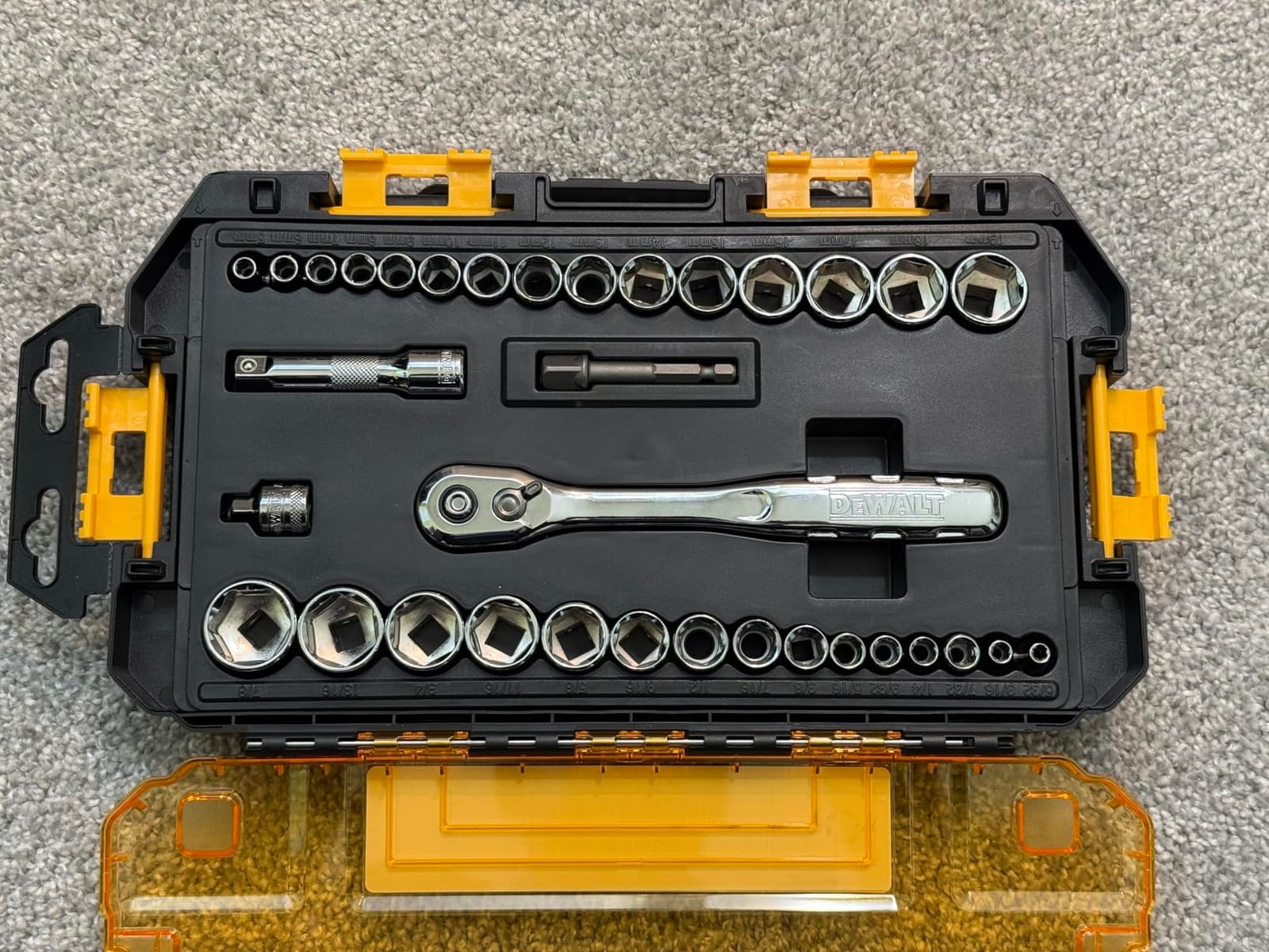 DEWALT Socket Set, 1/4-Inch & 3/8-Inch Drive, SAE/Metric, 34-Piece (DWMT73804) customer photo 1