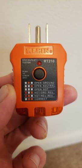 Klein Tools RT210 Outlet Tester, Receptacle Tester for GFCI / Standard North American AC Electrical Outlets, Detects Common Wiring Problems customer photo 1