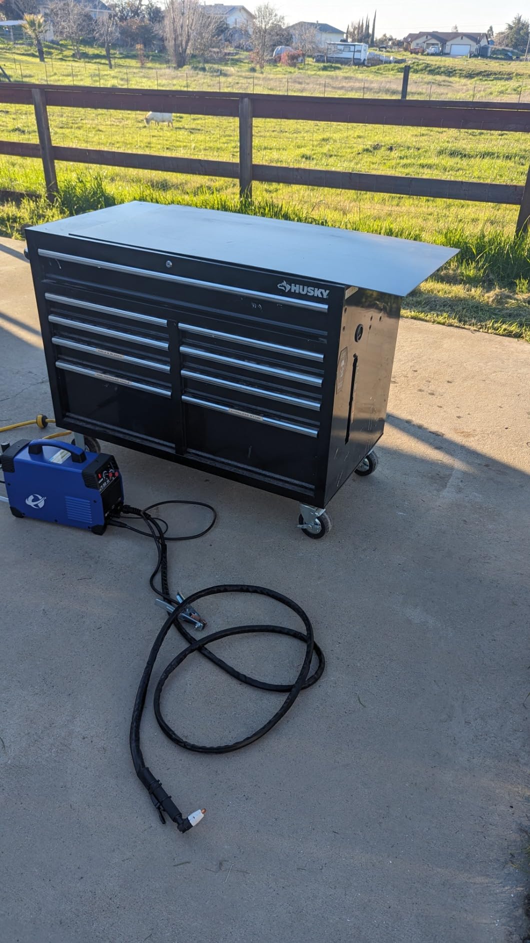 50A Plasma Cutter with LED Display, Dual Voltage 110V/220V, Clean Metal Cutting up to 1/2″ Steel, Easy Setup PT31 Torch, Lightweight for DIY & Home Workshops customer photo 1