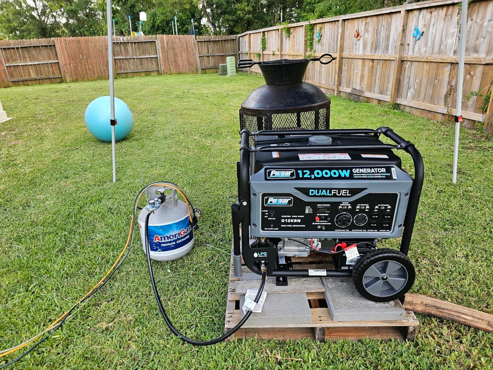 Pulsar G12KBN Heavy Duty Portable Dual Fuel Generator - 9500 Rated Watts & 12000 Peak Watts - Gas & LPG - Electric Start - Transfer Switch & RV Ready - CARB Compliant customer photo 2