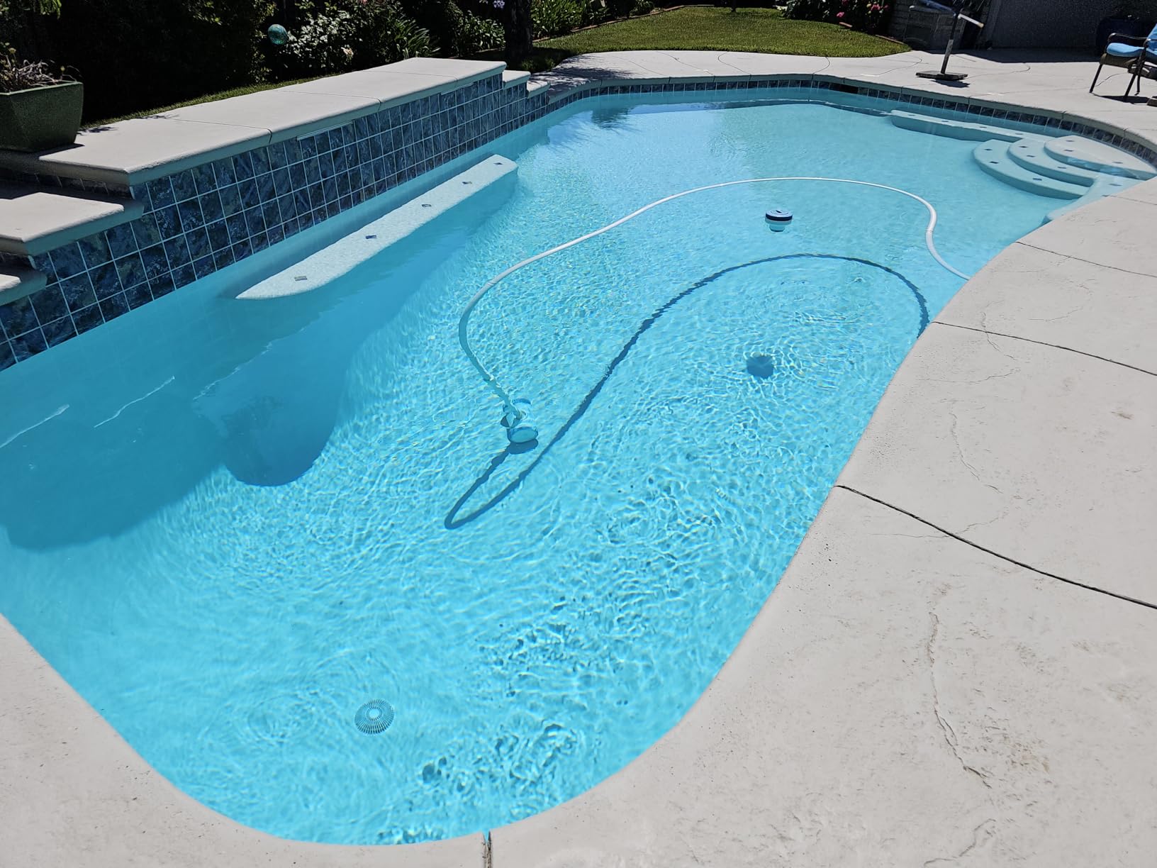 Hayward Poolvergnuegen Suction Pool Cleaner (2 Wheel) Pools up to 16 x 32ft customer photo 1