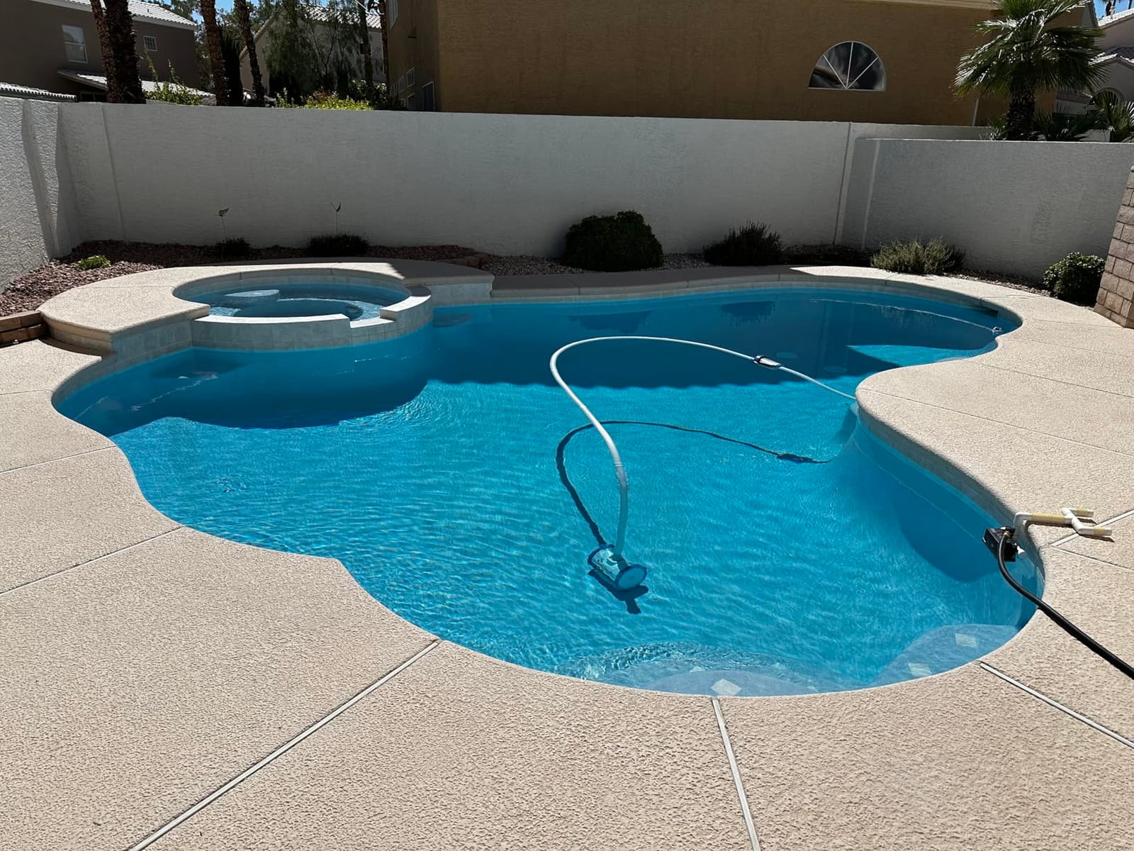 Hayward Poolvergnuegen Suction Pool Cleaner (2 Wheel) Pools up to 16 x 32ft customer photo 2