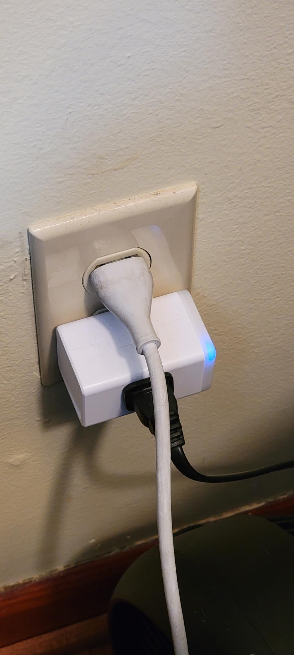 Kasa Smart Plug Mini with Energy Monitoring, KP115 customer photo 1