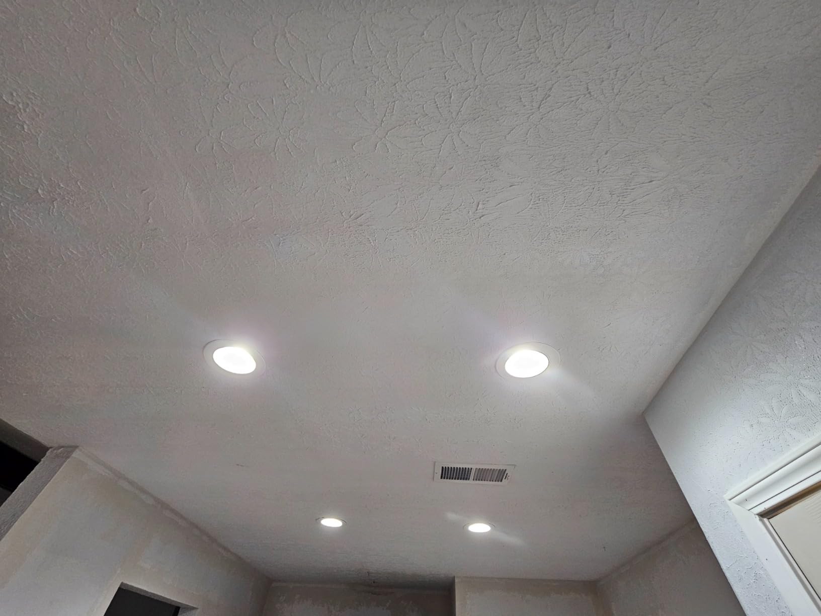 Sunco 24 Pack 6 Inch Canless LED Ultra-Slim Recessed Light, 5CCT, 14W=100W customer photo 1