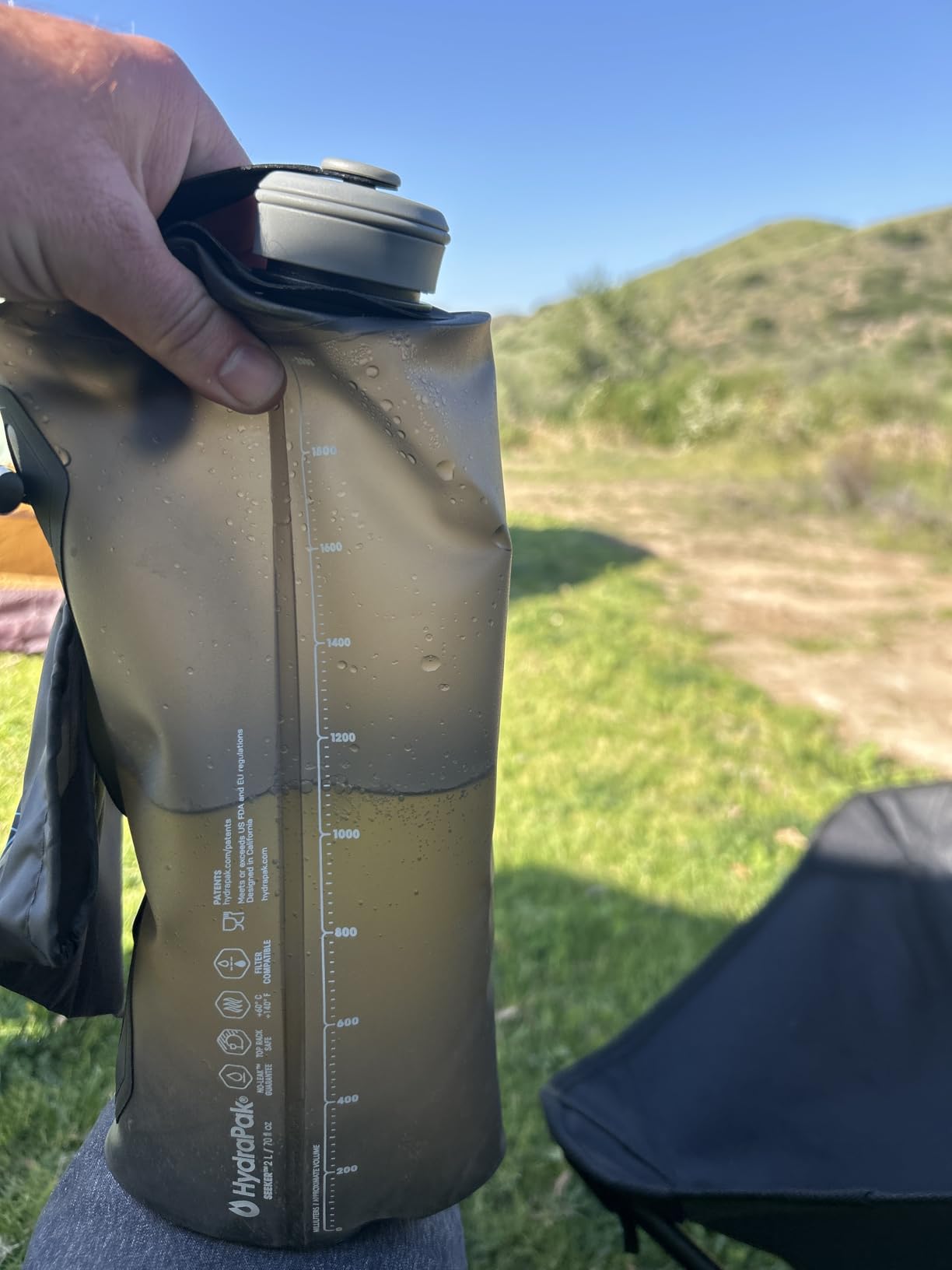 HydraPak Seeker Collapsible Camping Water Storage (2L, Mammoth Grey) customer photo 1