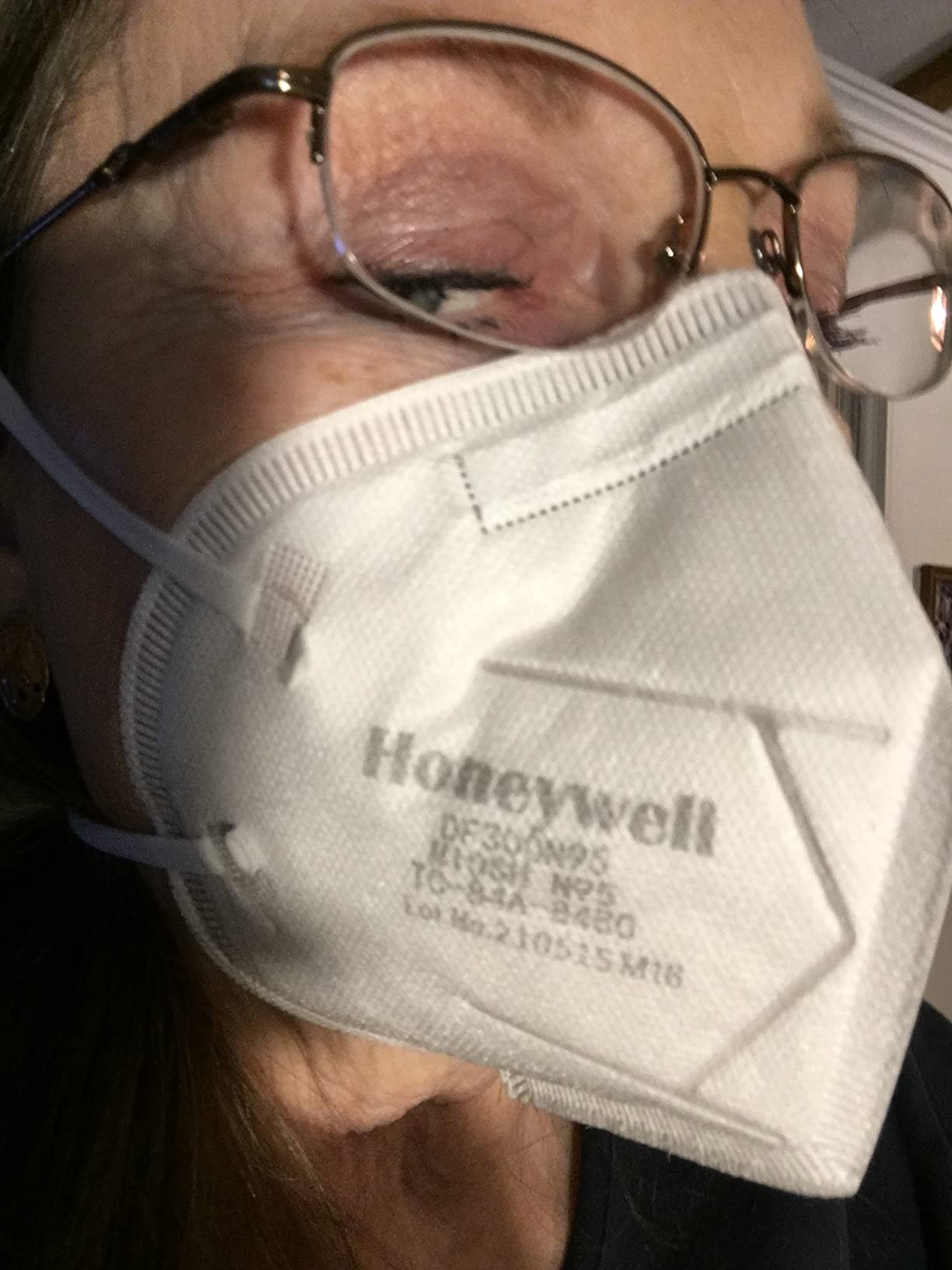 Honeywell DF300 N95 Flatfold Disposable Respirator customer photo 1
