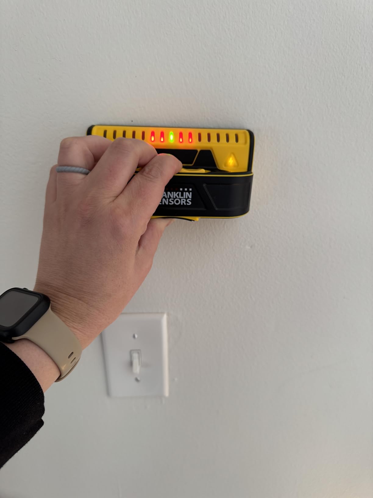 Franklin Sensors ProSensor M150/X990 9-Sensor Stud Finder, AC Wire Warning customer photo 1