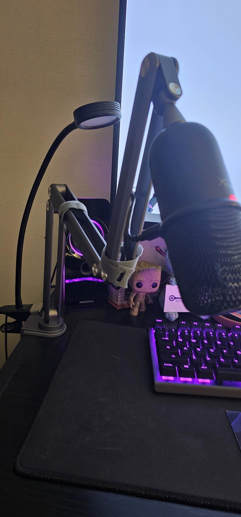 SUNMON Mic Stand Boom Arm - Microphone Arm Compatible with HyperX QuadCast, 360° Rotation Microphone Stand, Weighted Metal Mic Boom Arm for HyperX QuadCast,Blue Yeti,Shure MV7,Rode and Most Gaming customer photo 2